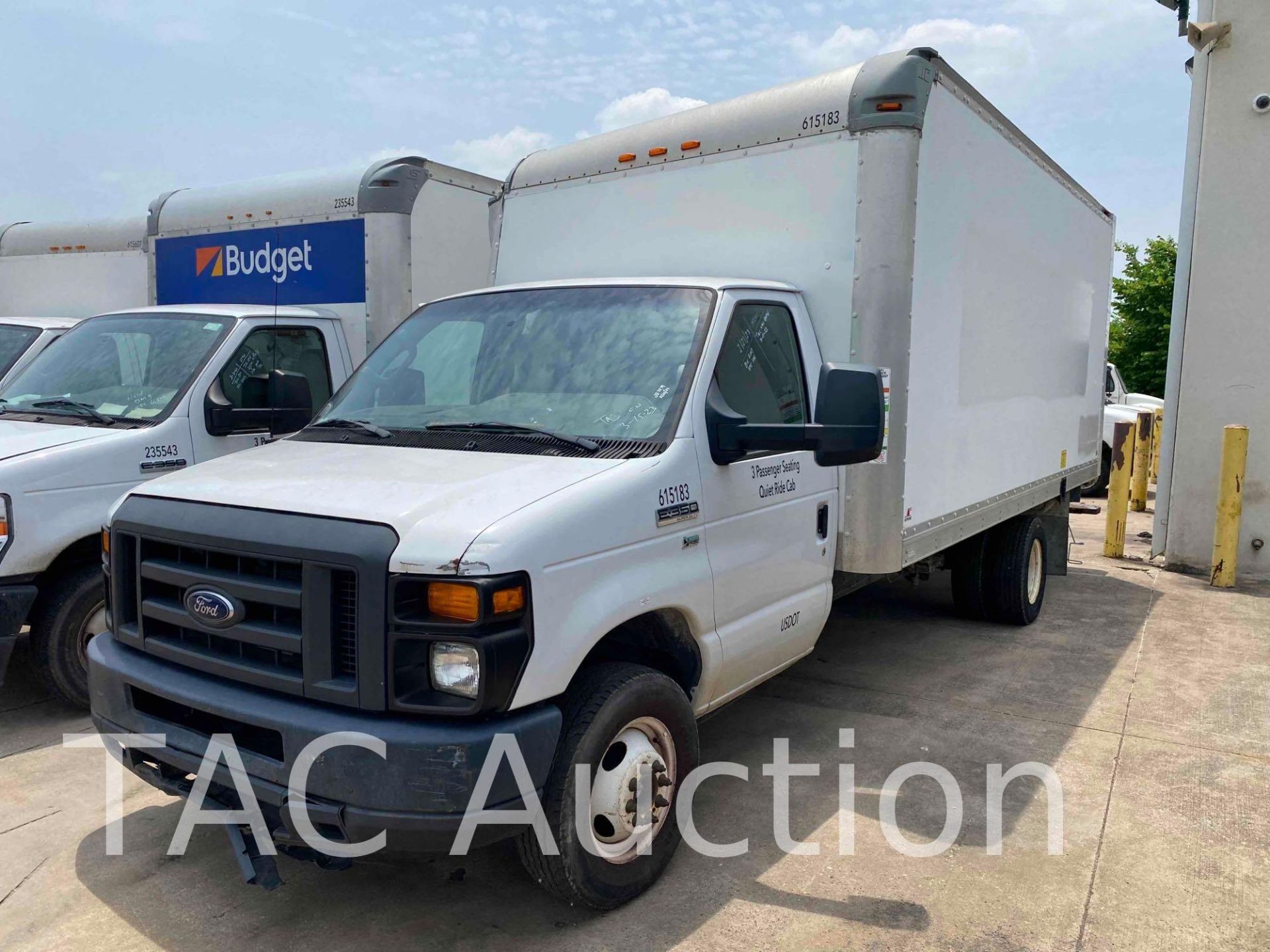 2016 Ford E-350 16ft Box Truck