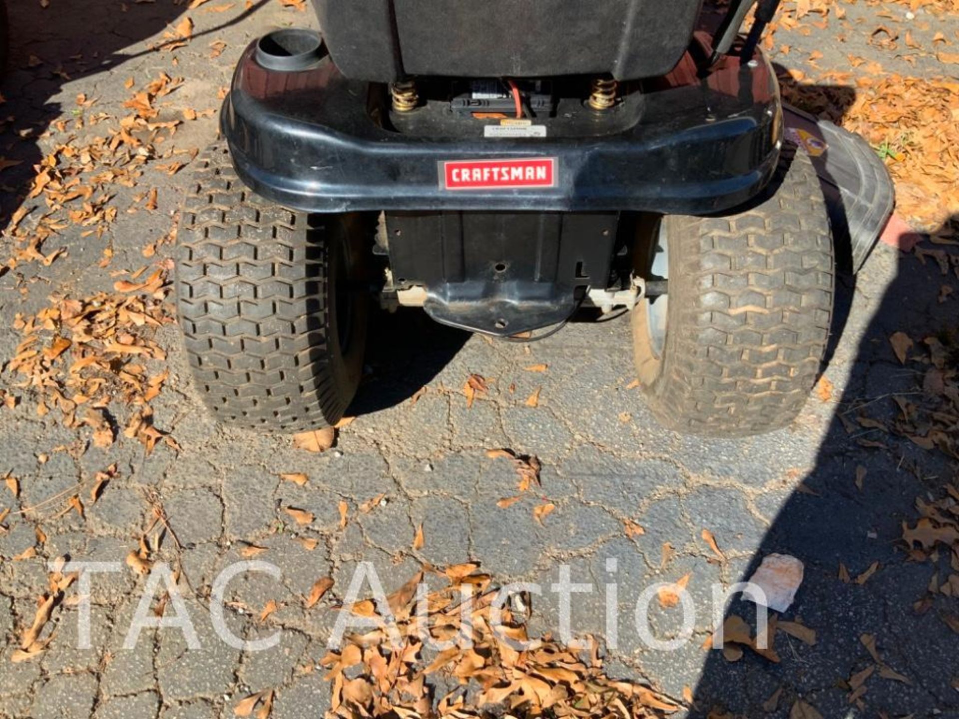 Craftsman LT2000 46in Riding Lawn Mower - Image 6 of 23