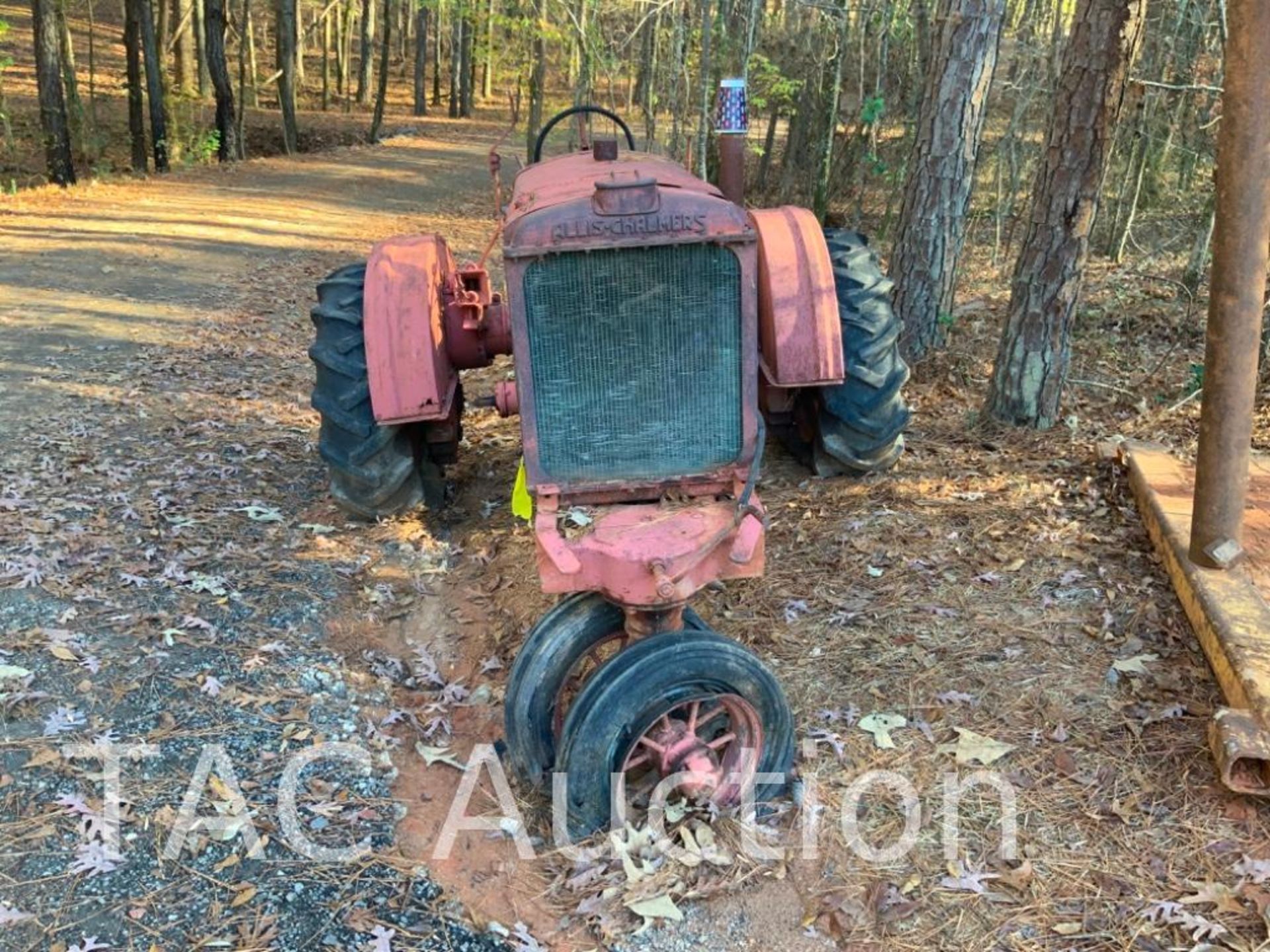 Allis Chalmers Tri Cycle Antique Farm Tractor - Image 6 of 16