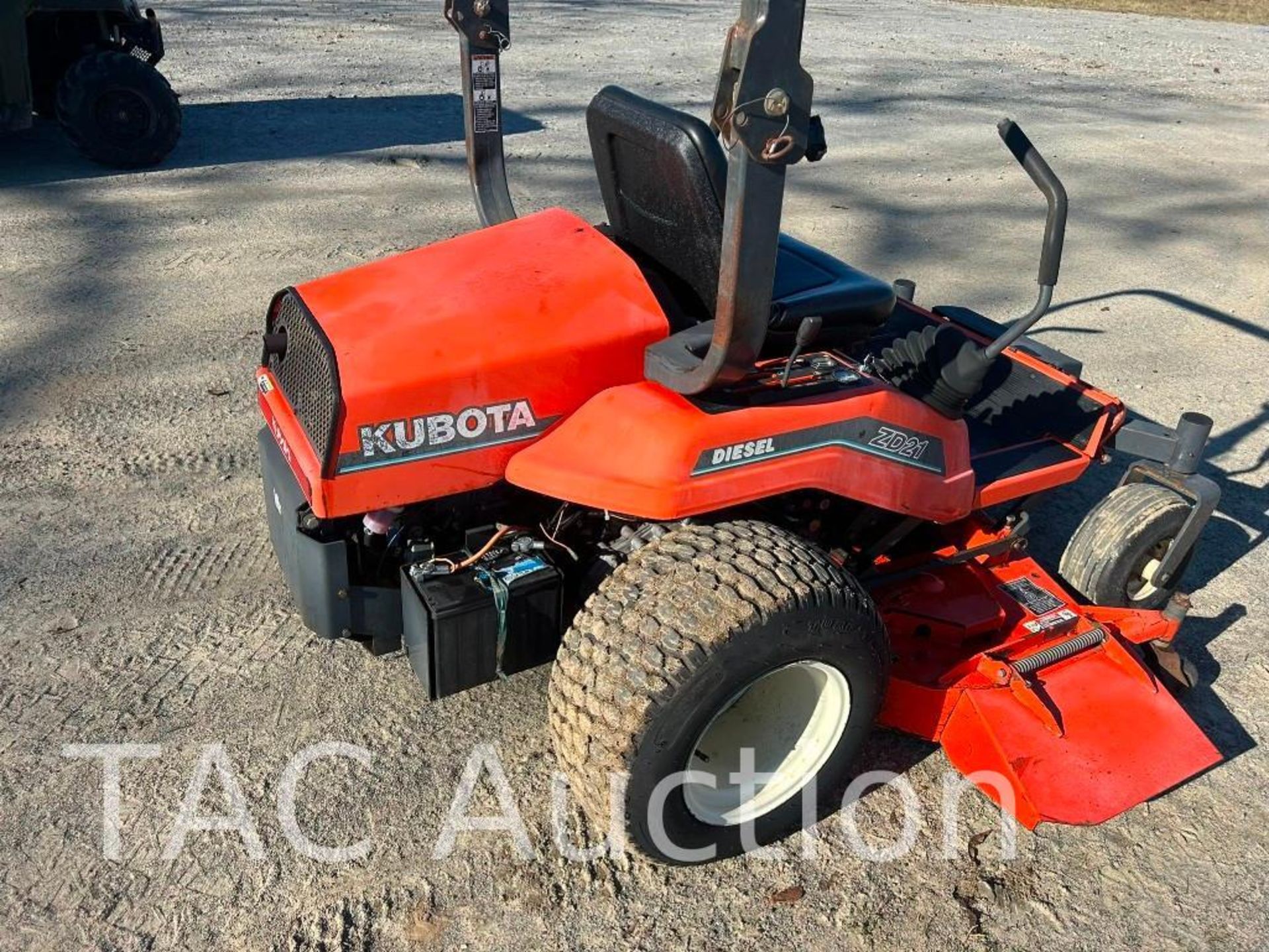 2003 Kubota ZD21 60in Zero Turn Lawn Mower - Image 5 of 12