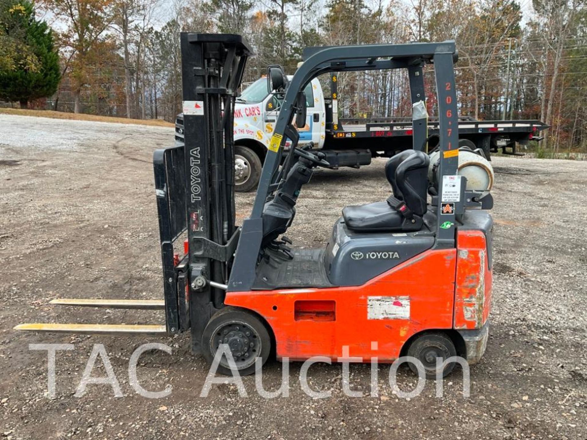 Toyota 8FGCU15 3,000lb Forklift - Image 2 of 15