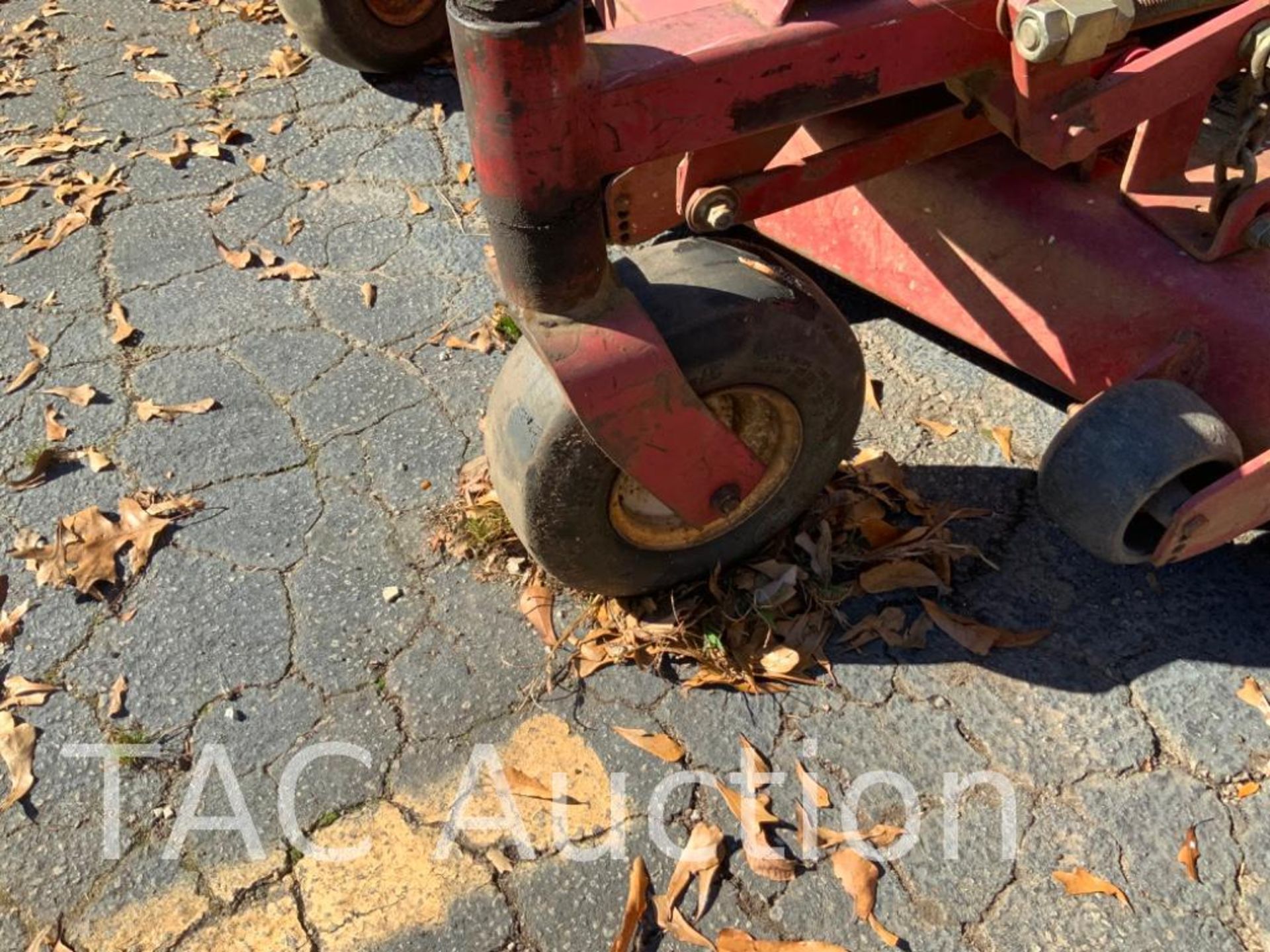 Toro Z Master 48in Zero Turn Lawn Mower - Image 16 of 17