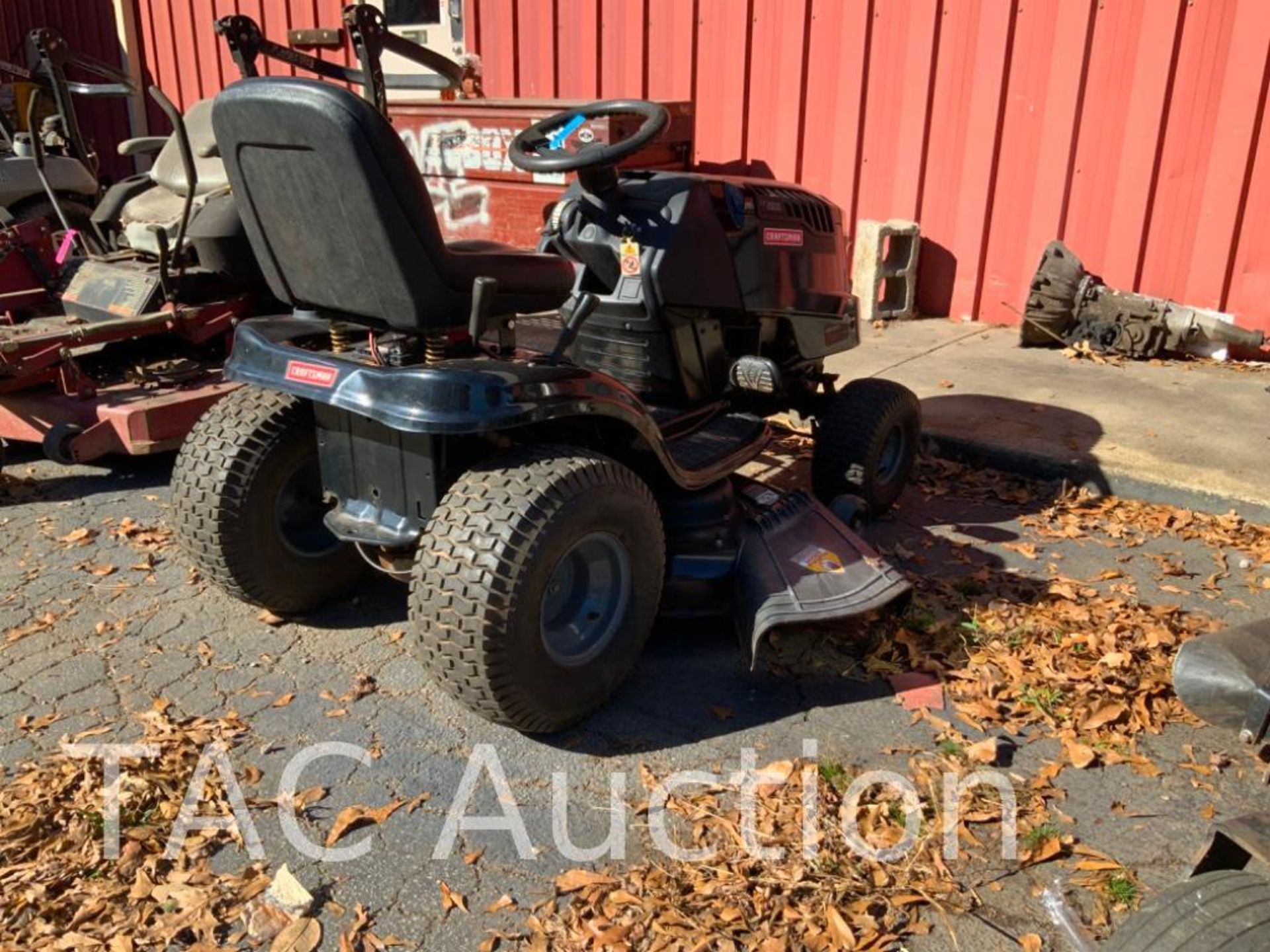 Craftsman LT2000 46in Riding Lawn Mower - Image 7 of 23