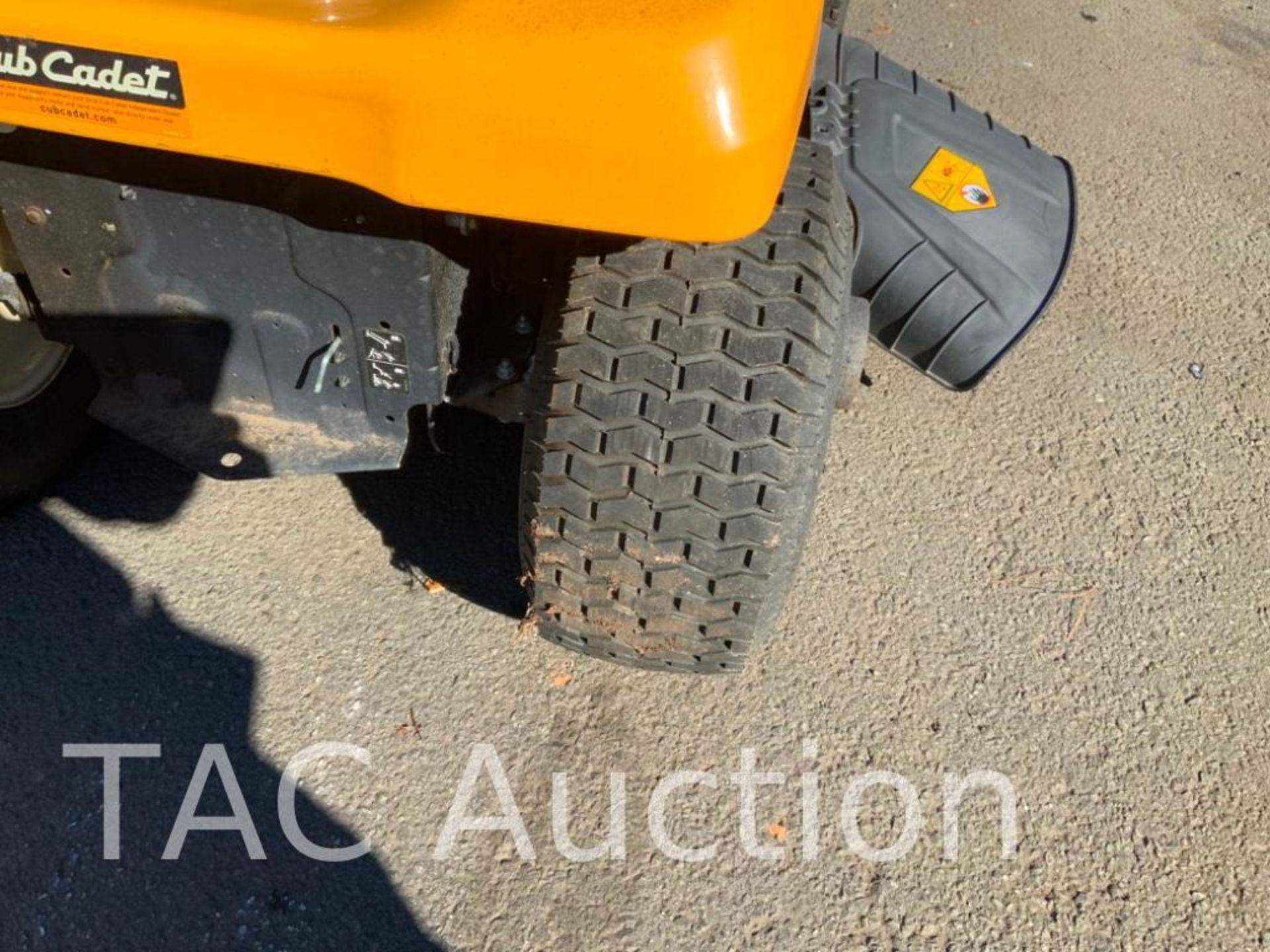 2019 Cub Cadet LT46 Riding Lawn Mower - Image 17 of 25