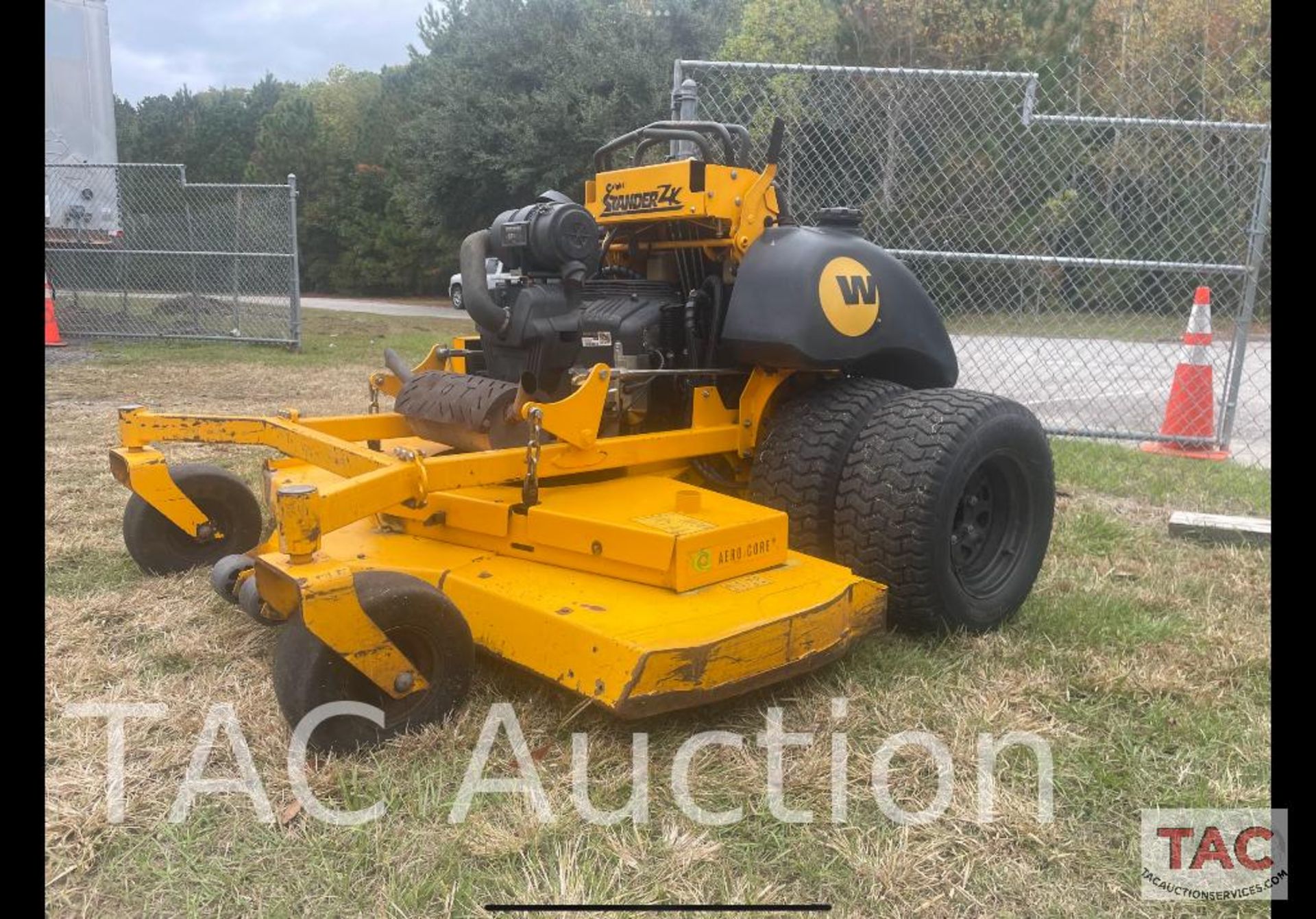 2019 Wright Stander ZK 72in Dual Wheel Stand On Lawn Mower