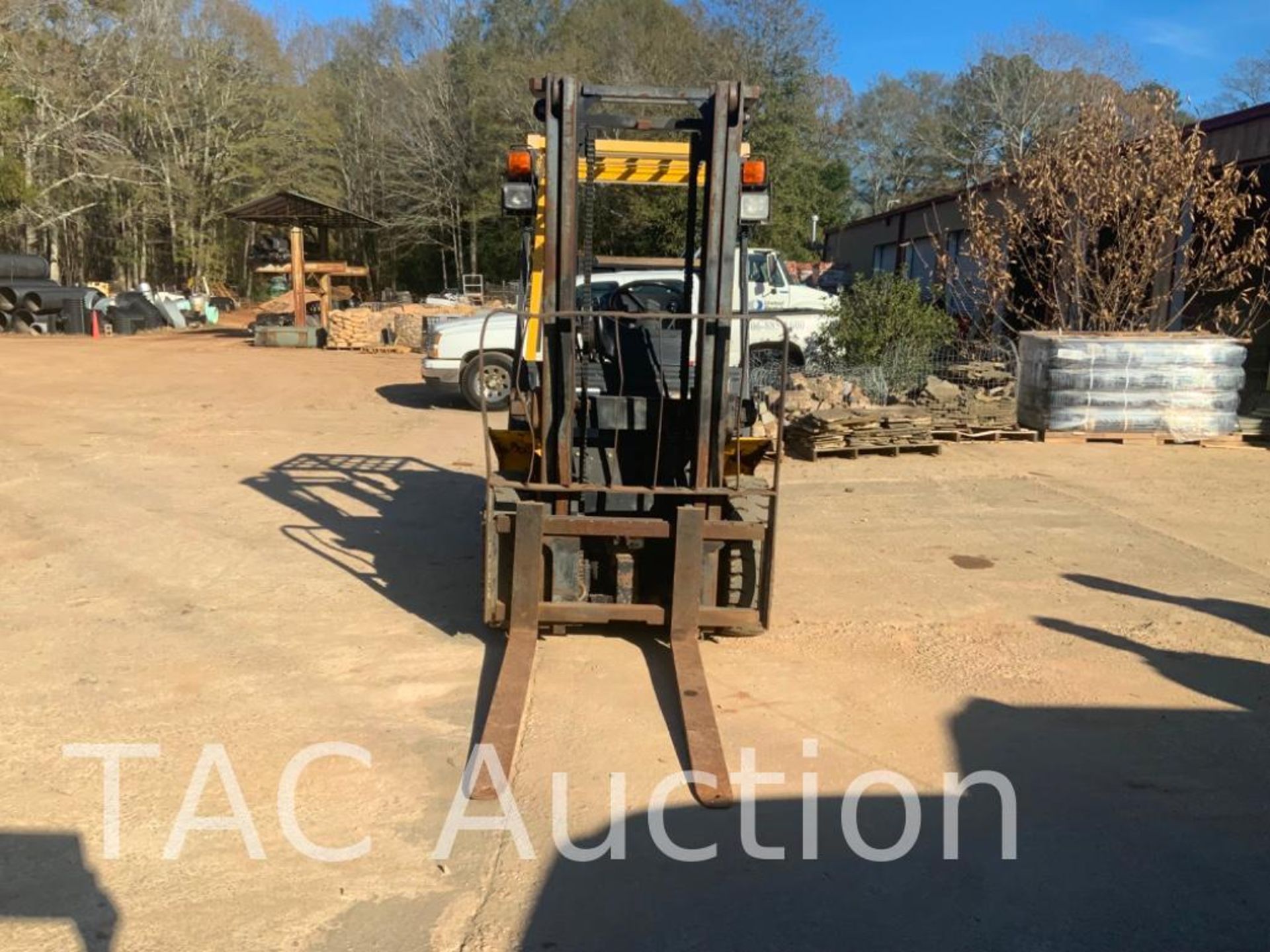 TCM FG25 5,000lb Forklift - Image 2 of 34