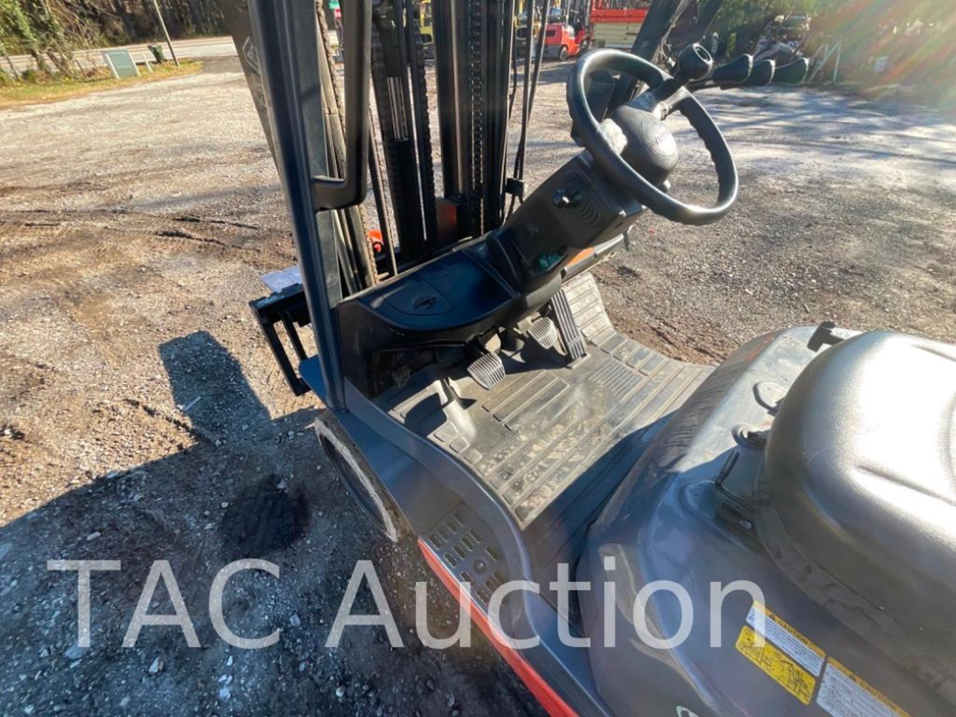 2018 Toyota 8FGCU25 5,000lb Forklift - Image 12 of 18