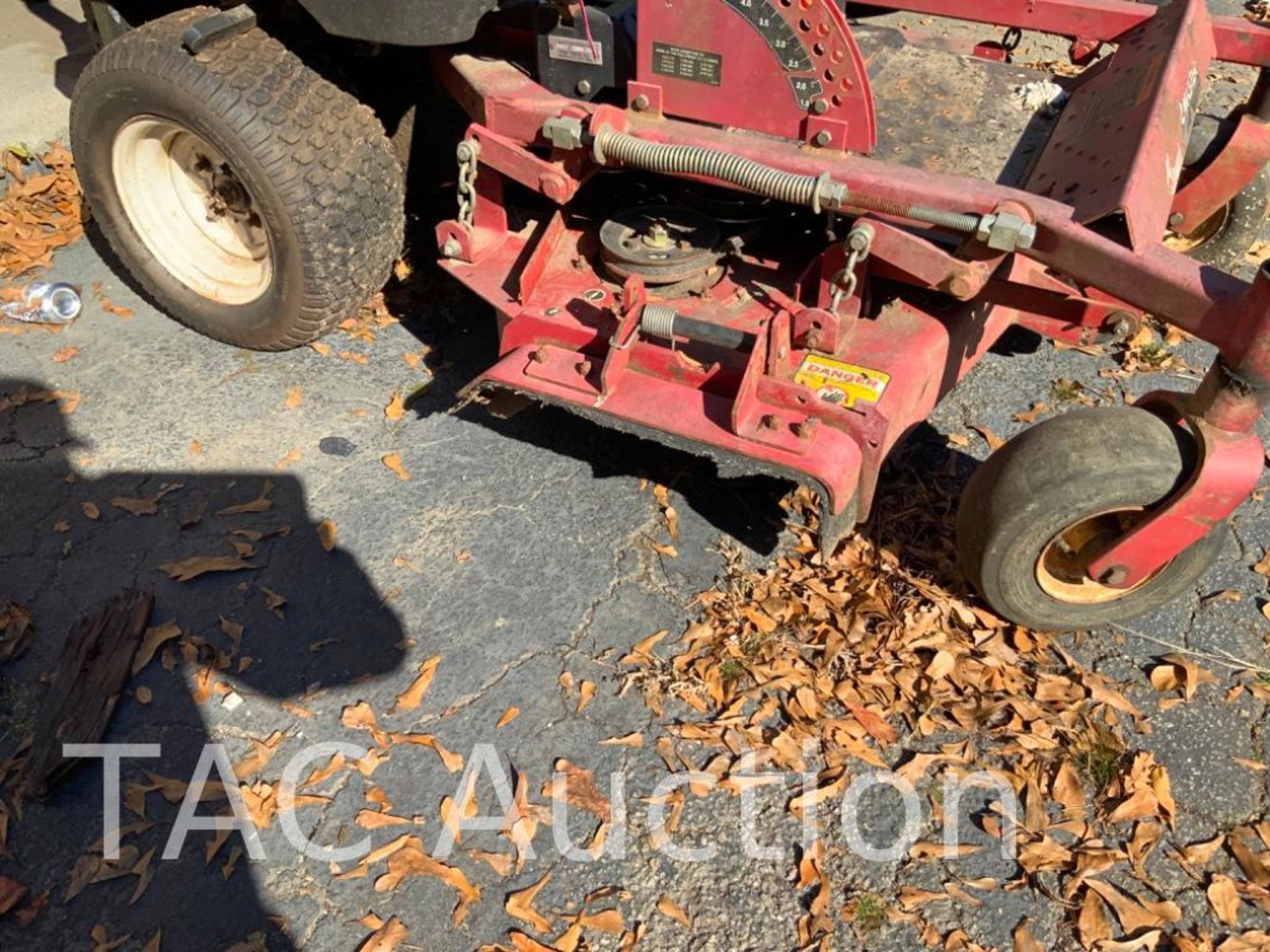 Toro Z Master 48in Zero Turn Lawn Mower - Image 10 of 17