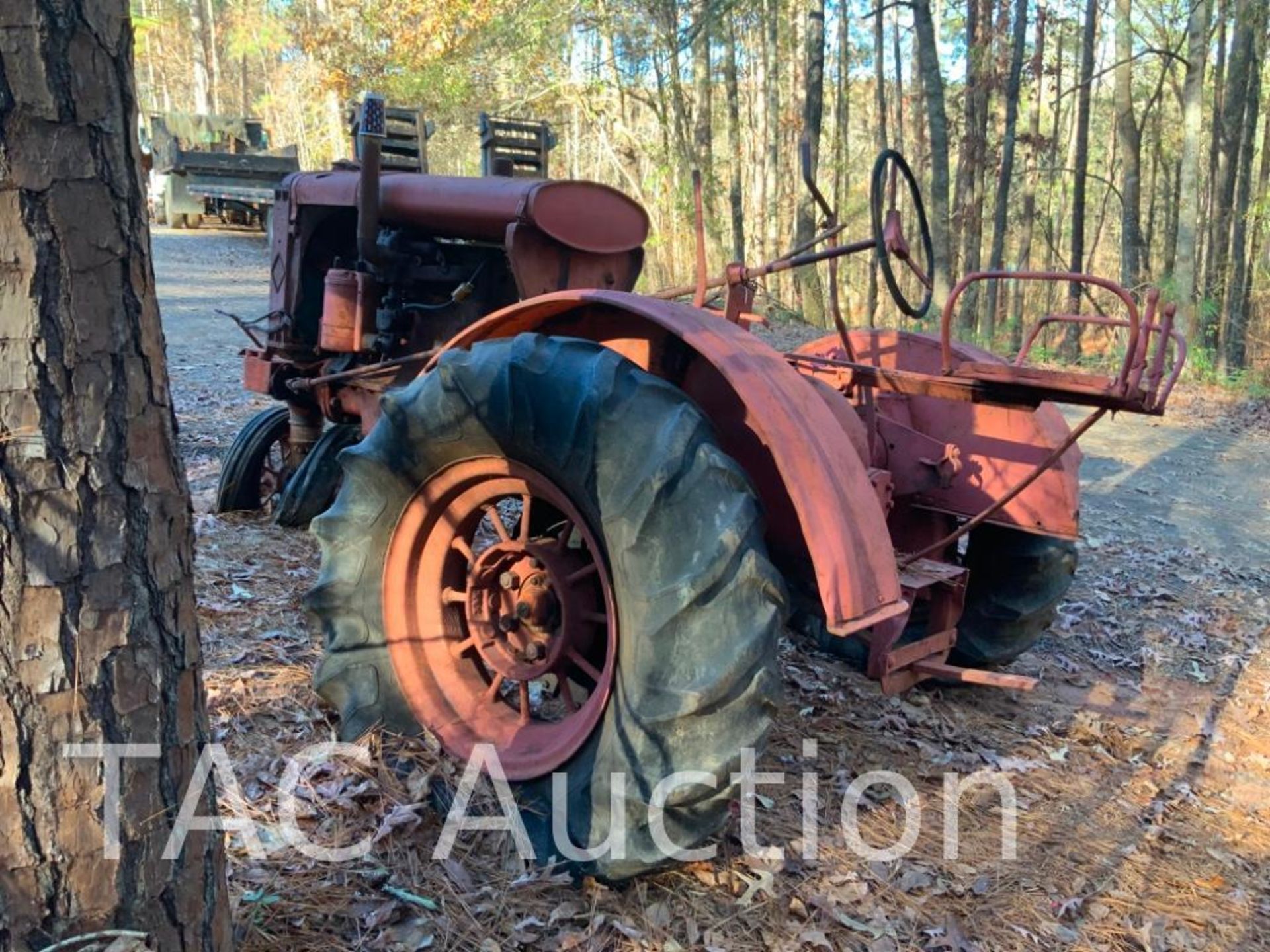 Allis Chalmers Tri Cycle Antique Farm Tractor - Image 2 of 16