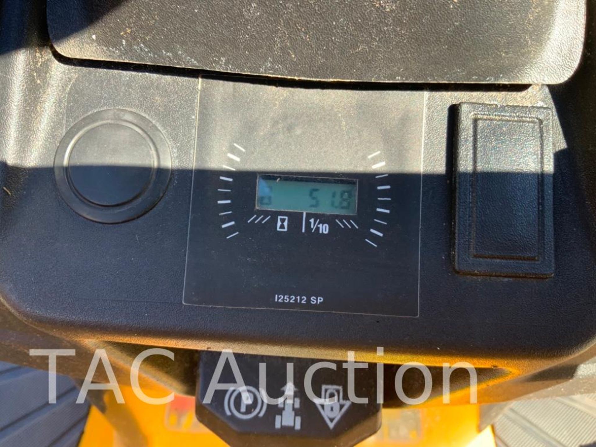 2019 Cub Cadet LT46 Riding Lawn Mower - Image 12 of 25