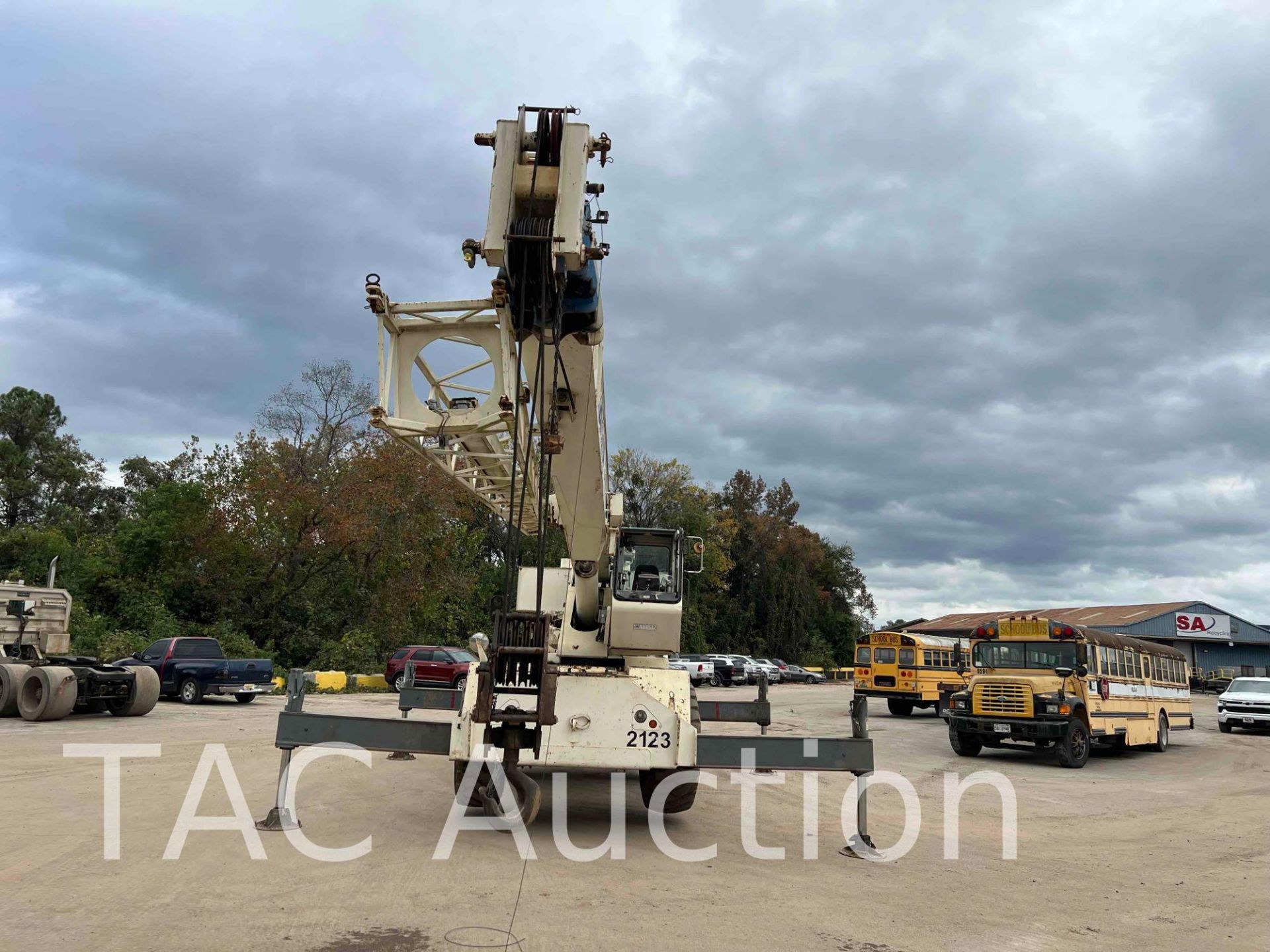 1999 Lorain RT230 28 Ton Rough Terrain Crane - Image 7 of 35