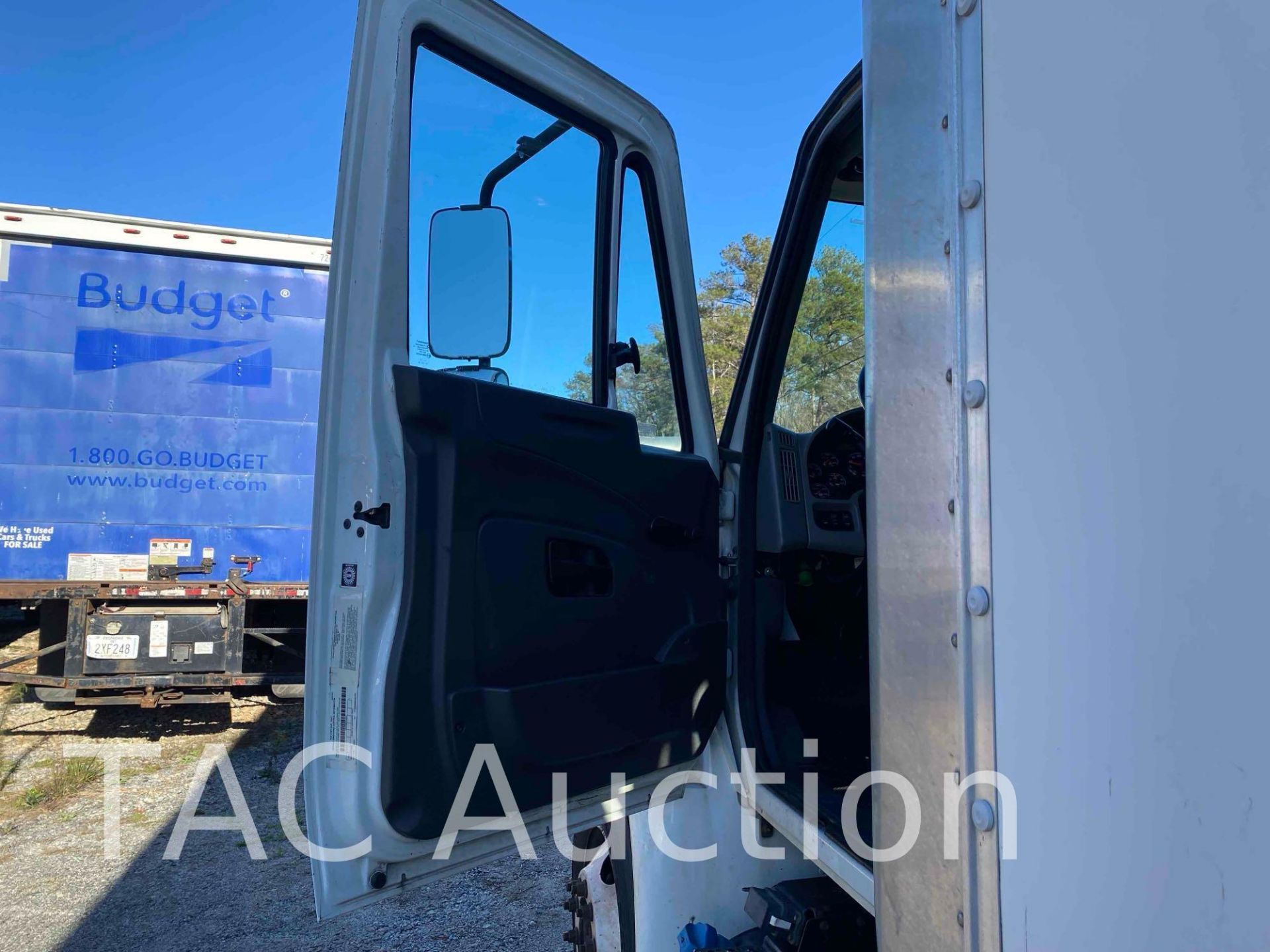 2017 International Durastar 4300 26ft Box Truck - Bild 6 aus 58