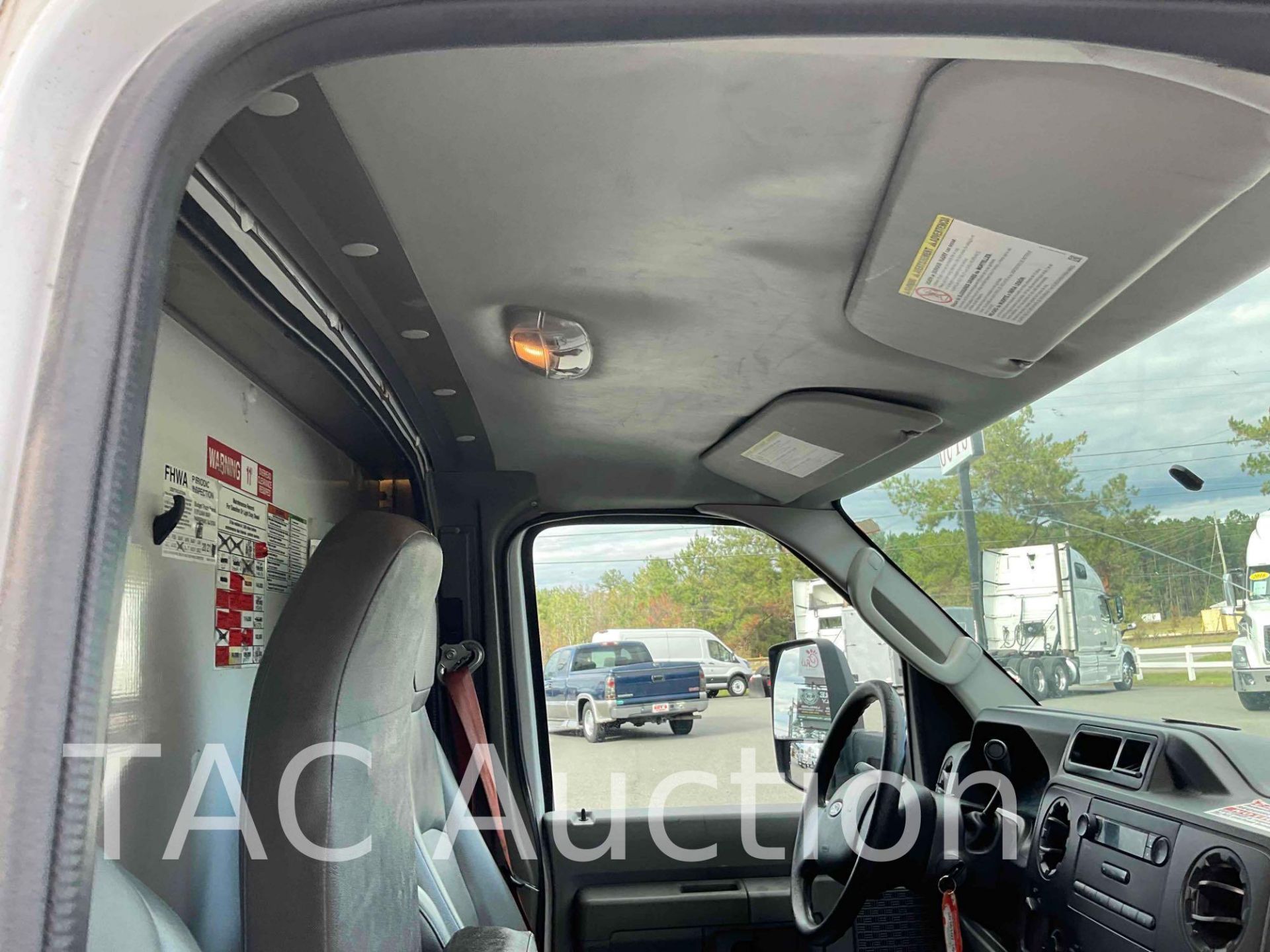 2016 Ford Econoline E-350 16ft Box Truck - Image 20 of 42