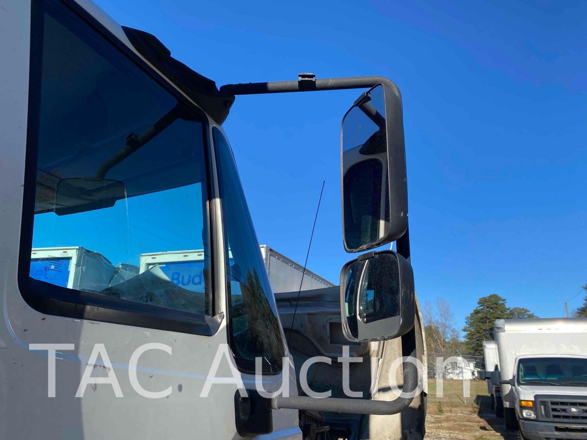 2017 International Durastar 4300 26ft Box Truck - Bild 43 aus 58