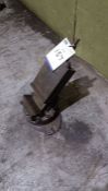 Tilting & rotating machine vice (no handle) 6" wide jaw