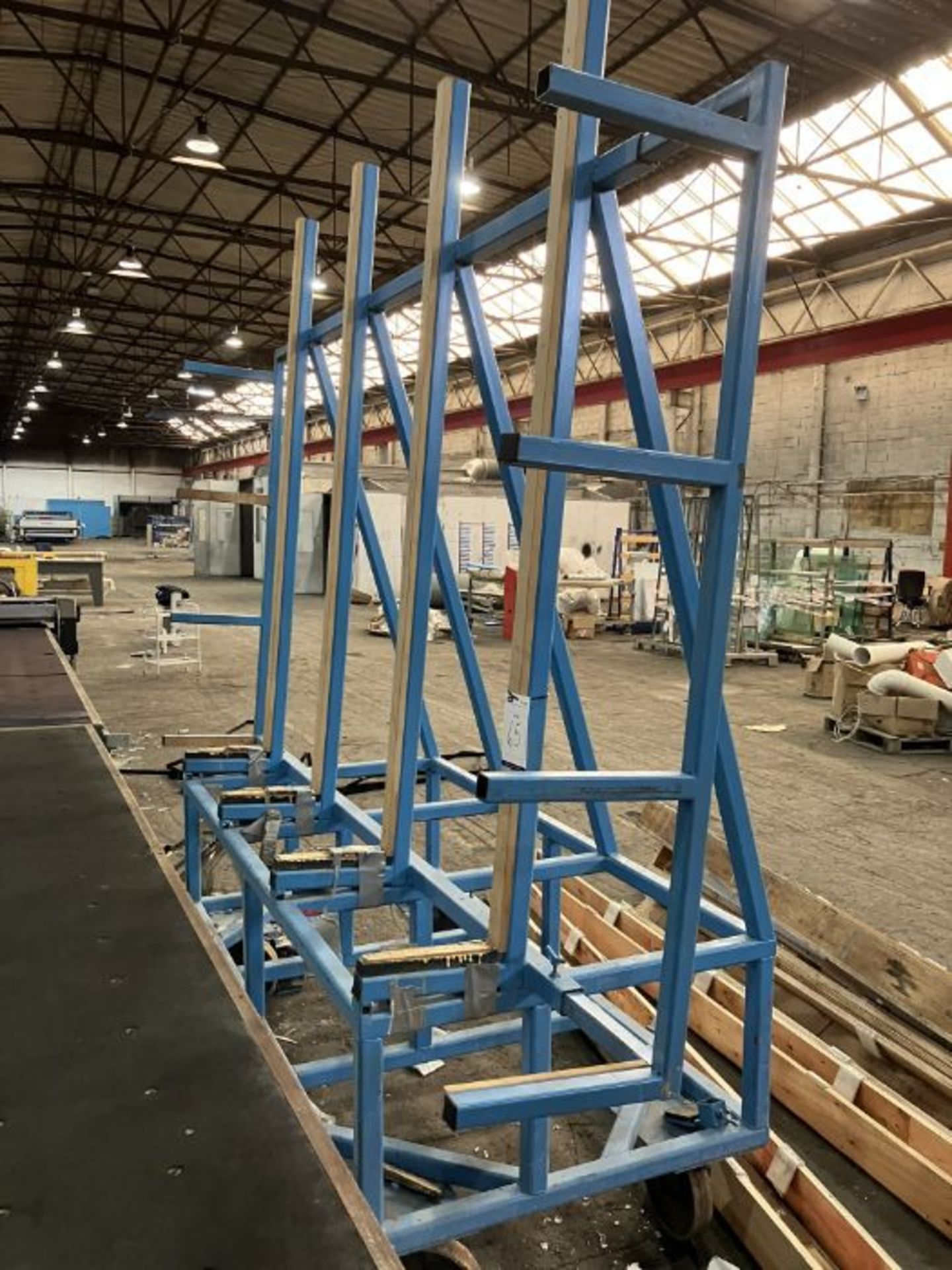 Mobile Free Fall Rack (2000 x 1100 x 2800mm approx)