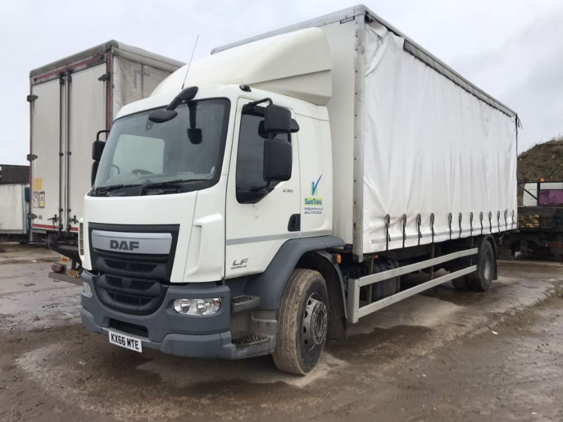 DAF LF230 Euro 6 18t curtainsider (KX66 MTE)