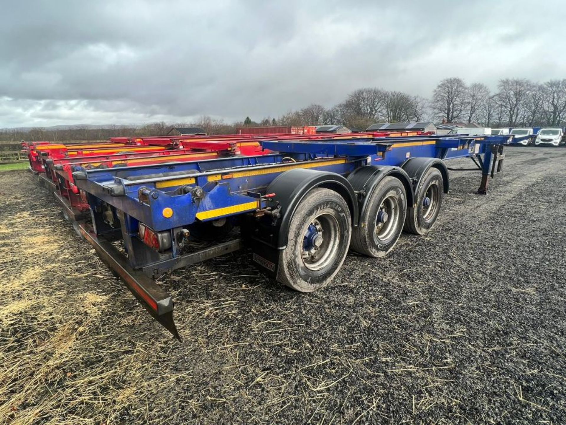 Dennison Tri-Axle Sliding Skeletal Trailer (2016) (C429476)