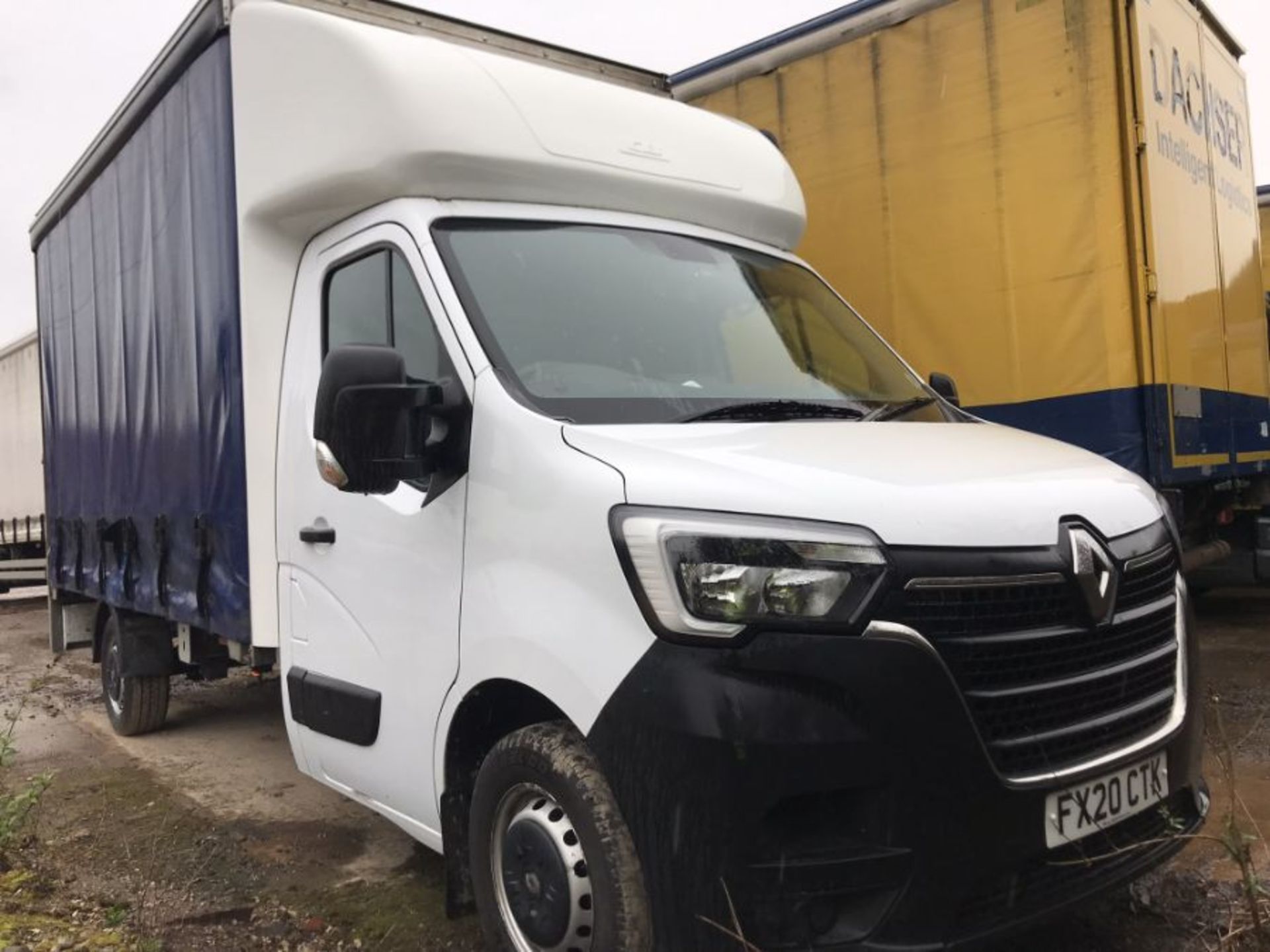 Renault Master LL35 135 3.5t Business curtainside van (FX20 CTK)