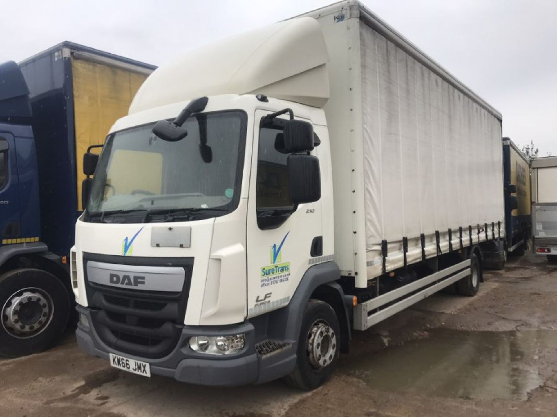 DAF LF 210 Euro 6 12t curtainsider (KW66 JMX)