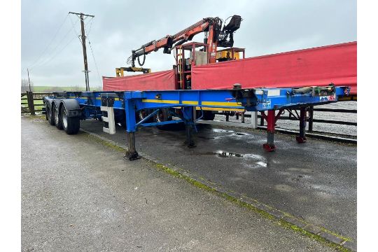 SDC Tri-Axle Sliding Skeletal Trailer (2014) (C379386) - Image 5 of 6