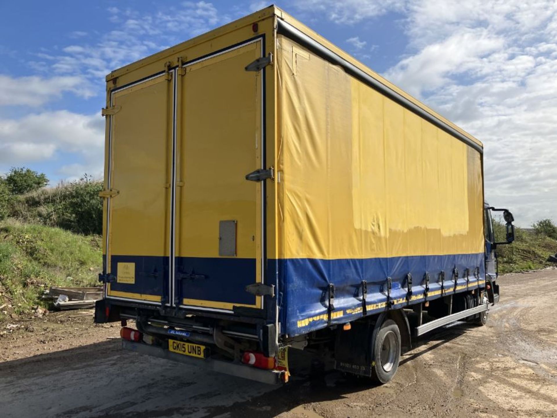 IVECO 75E16 7.5t Curtainsider (GK15 UNB) - Image 6 of 9