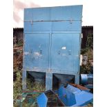 Twin Extraction cabinet