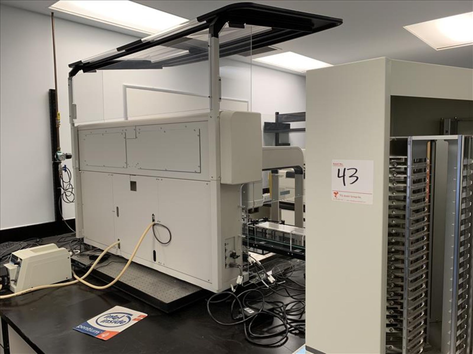 Beckman Coulter 96 Well Liquid Plate Handler, Cytomat Hotel, 6 Boxes of 96 Well Plates, 7 Extra - Image 10 of 13