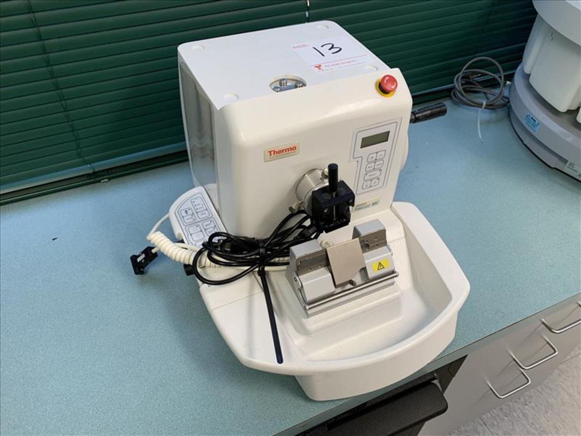 Thermo Electron Microtome, Blade mod. Shandon Finesse ME S/N FN1556A0412