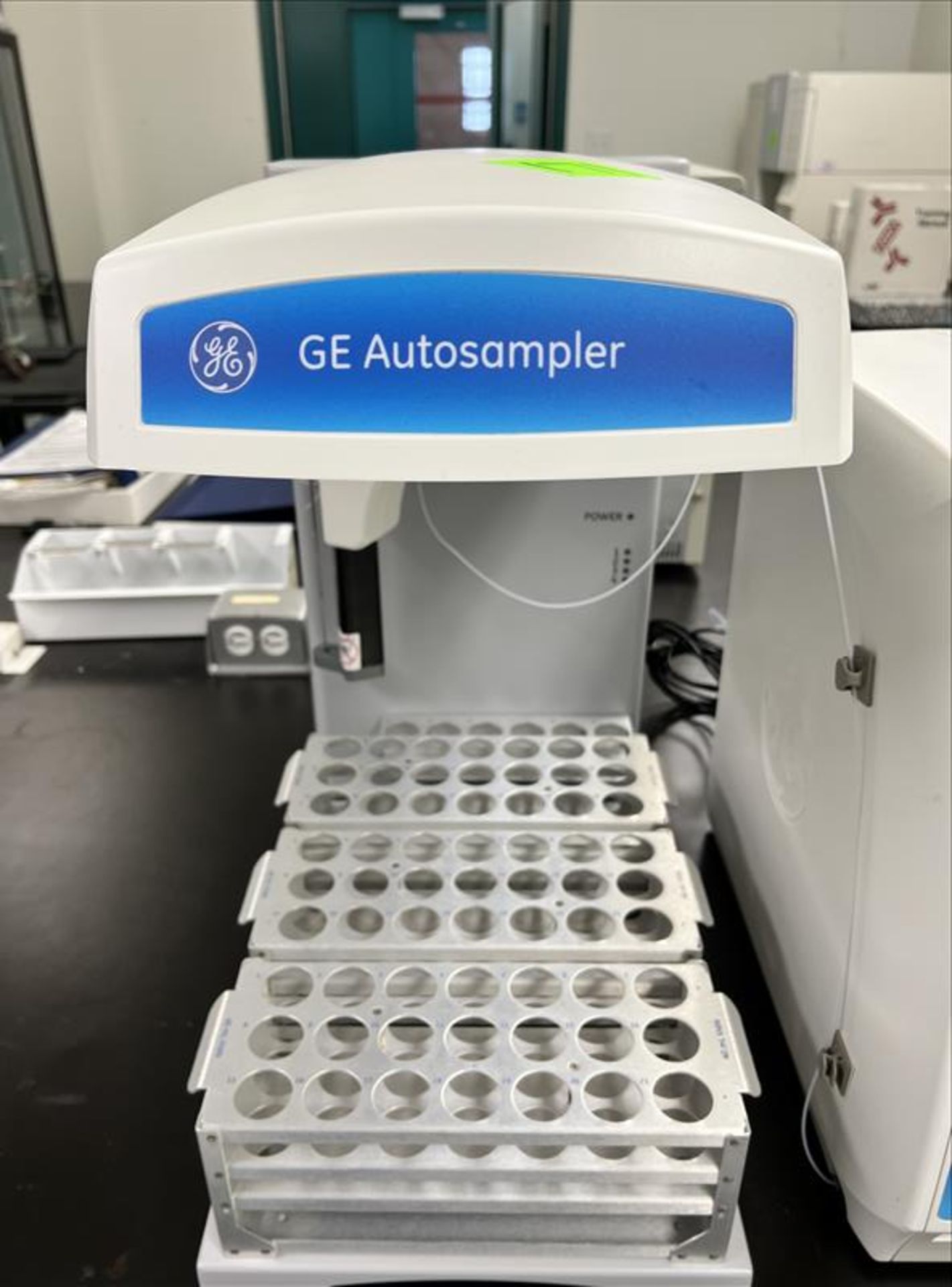 GE Sievers M9 TOC Analyzer, GE Autosampler mod. M9 Laboratory S/N 15030678 - Image 4 of 5