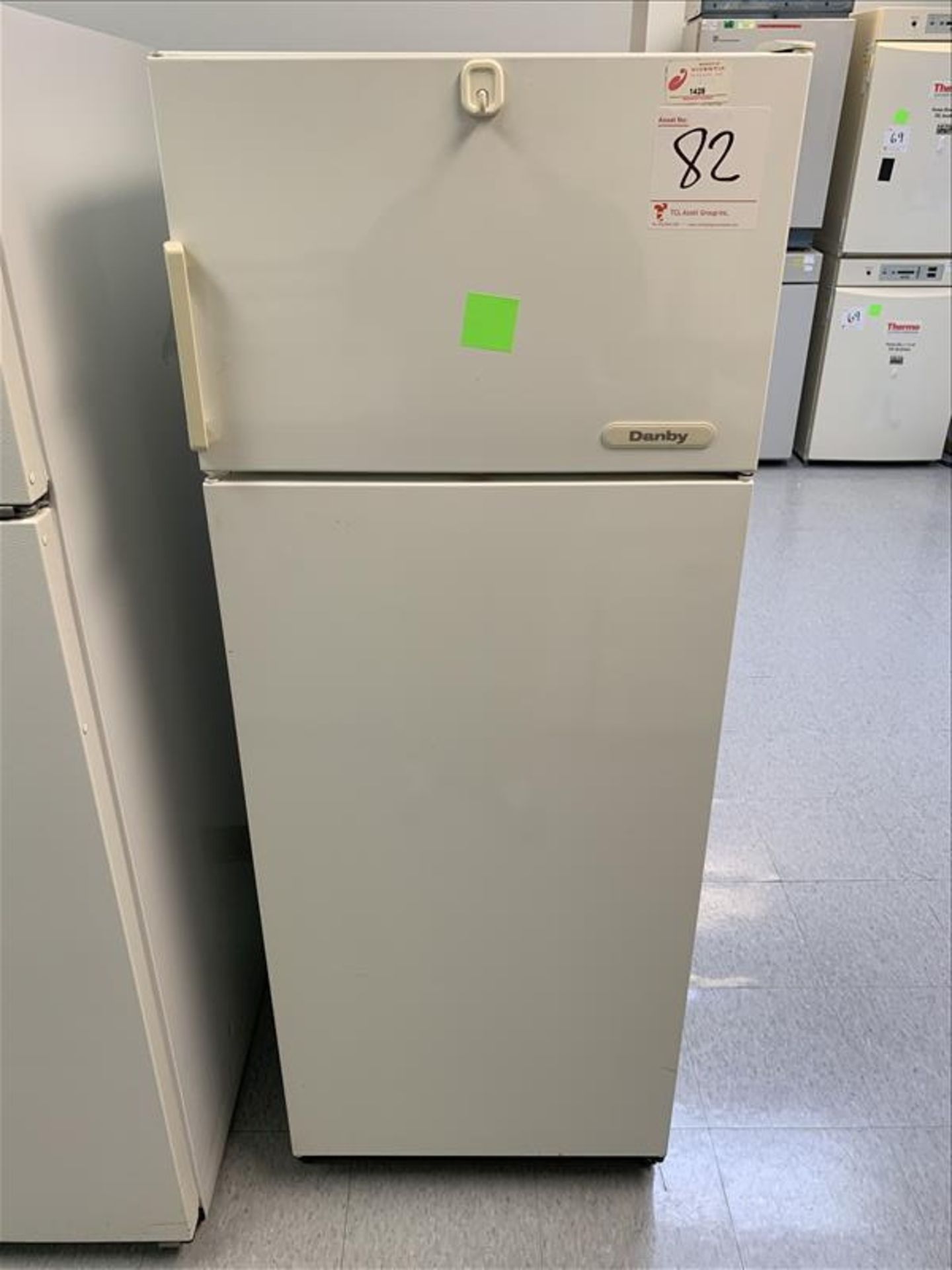 Danby Laboratory Refrigerator/ Freezer mod. D 740 W