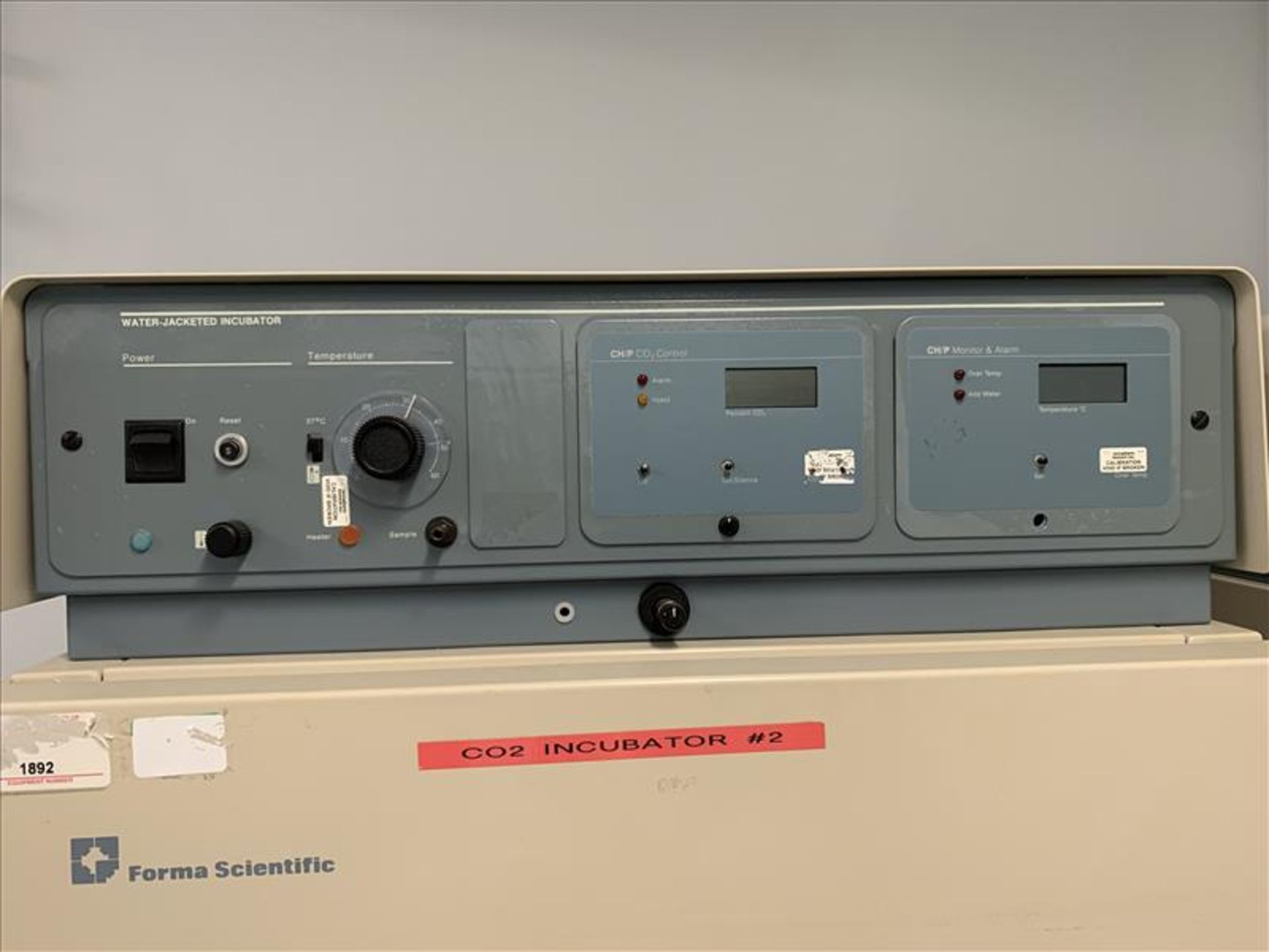Forma Scientific Water Jacketed CO2 Incubator mod. 3158 S/N 37525-5277 - Image 2 of 5