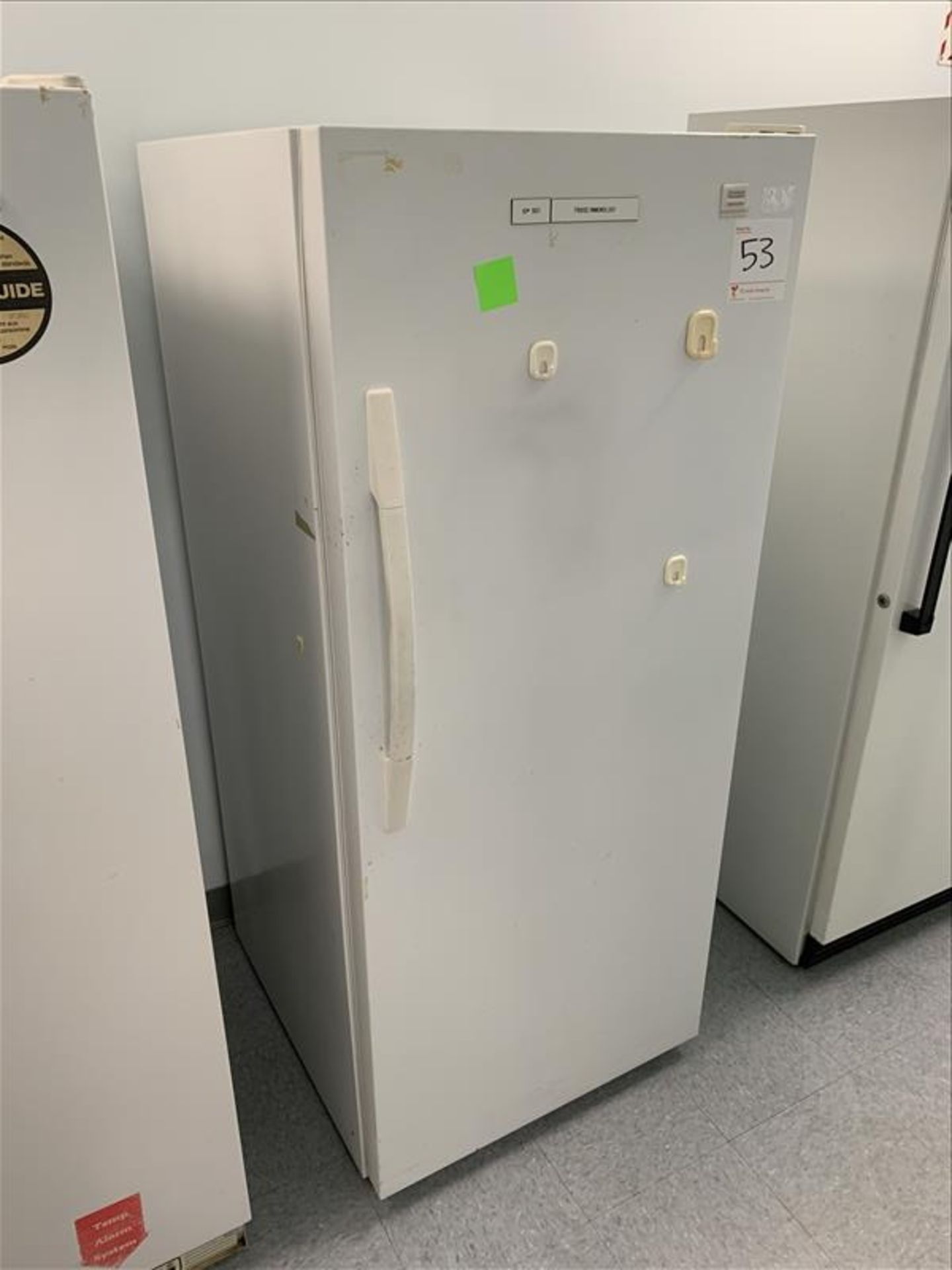 Kenmore Laboratory Refrigerator mod. 23772-1B S/N 04393988HB