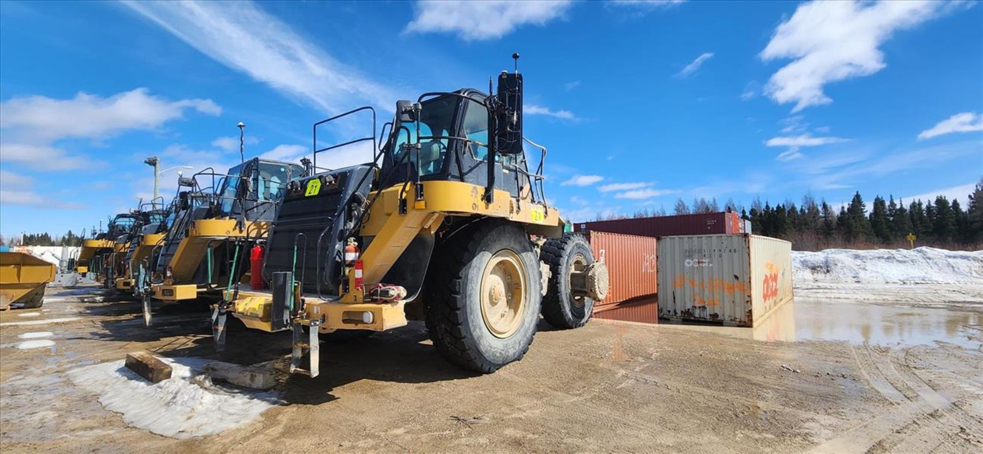 Caterpillar haul truck, mod. 777F, ser. no. CAT0777FLJRP01429, approx. 39249 hrs. w/ dump box (Asset - Image 4 of 11