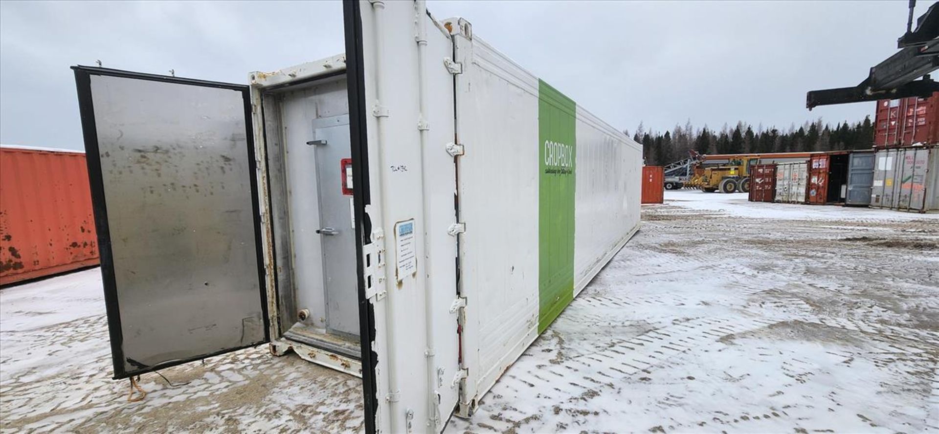 CropBox grow room, mod. LED Leafy Greens, ser. No. 45255-18-19, 40 ft. x 8 ft. x 9.5 ft. (Asset - Image 2 of 8