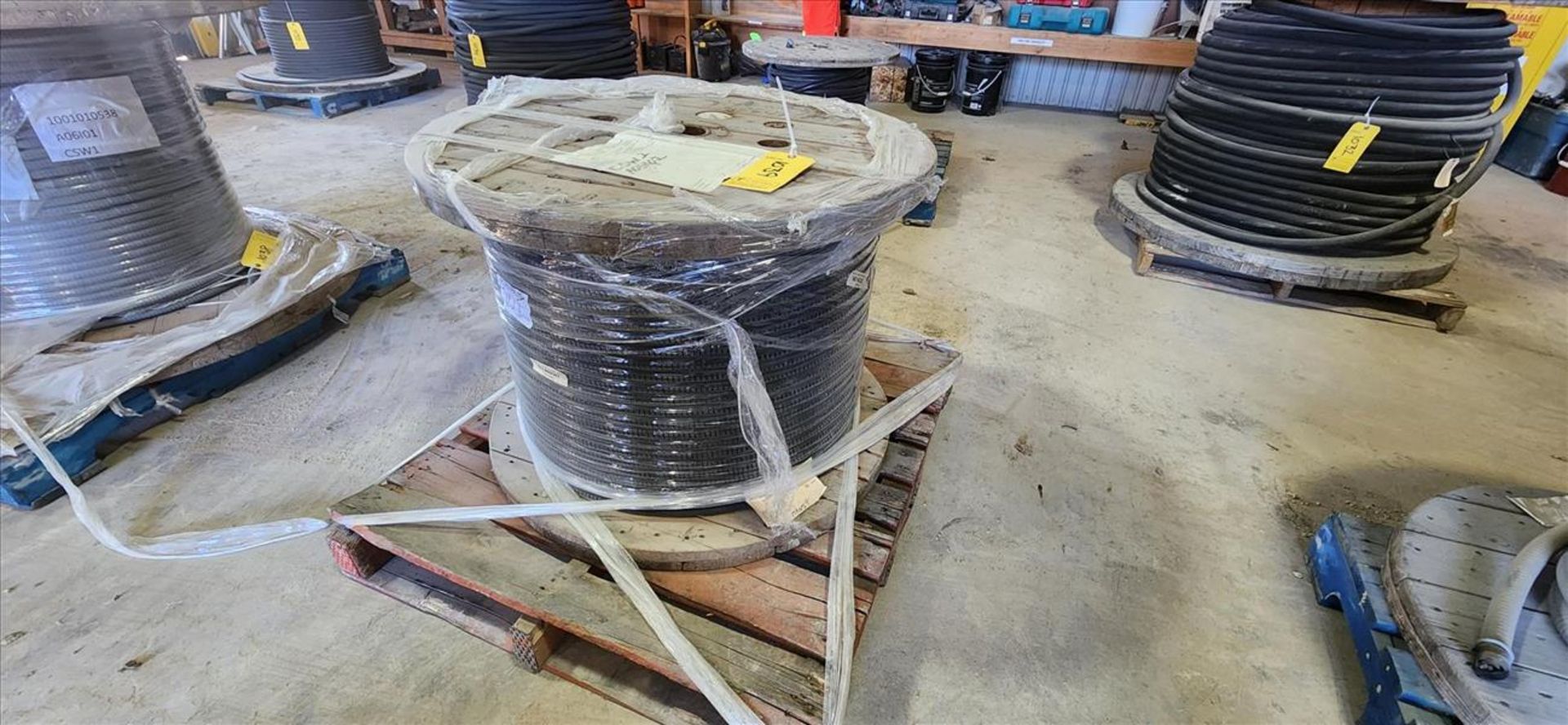 partial reel of electrical cable: ELEC TECK90 4C 10 AWG 1000V (Subject to confirmation. The winner