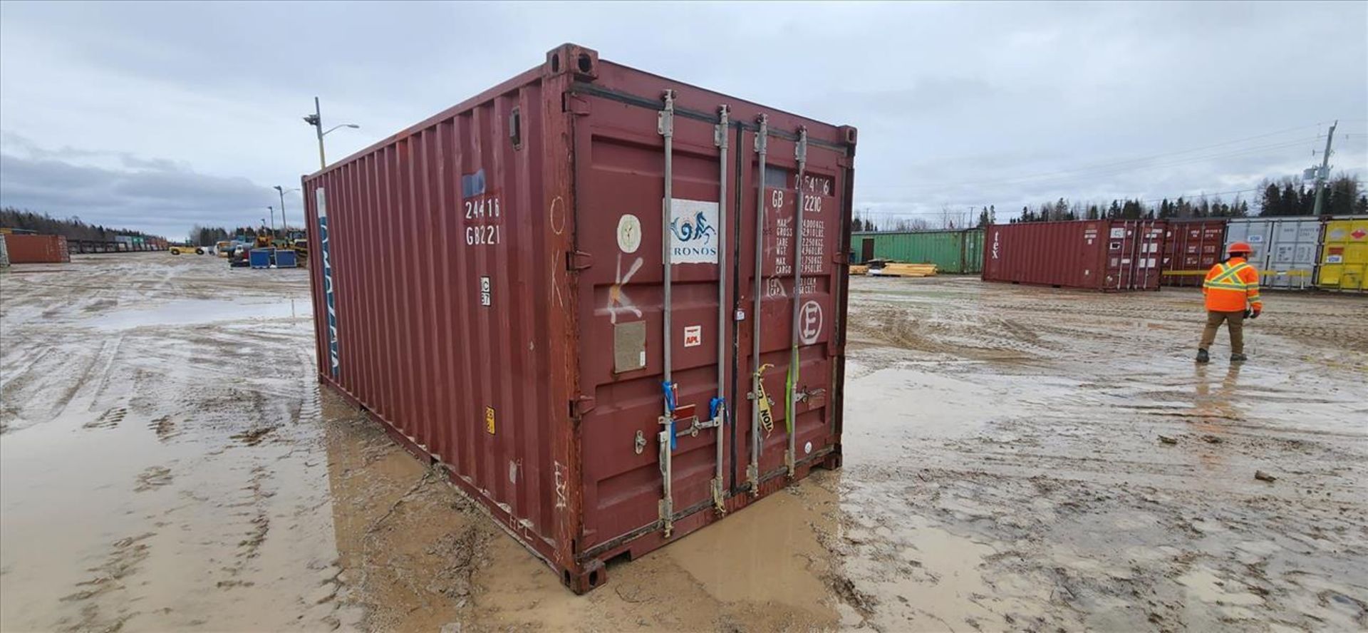 sea container, 20 ft. c/w contents: white well pebbles (Asset Location: Hallnor Yard) {Day 1} [TAG - Image 3 of 4
