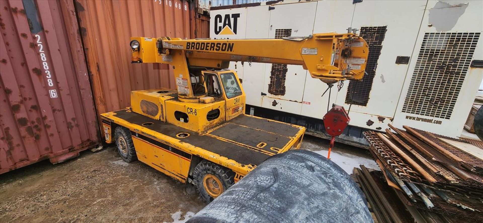 Broderson carry deck crane, mod. IC-35-2E, ser. no. 6263935, 8000 lbs cap., 484 hrs (requires