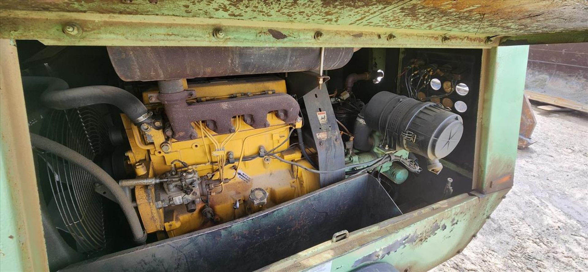 Sullair air compressor, mod. 185 DPQJD, ser. no. 004-134214, towable, JohnDeere diesel eng., approx. - Image 6 of 6