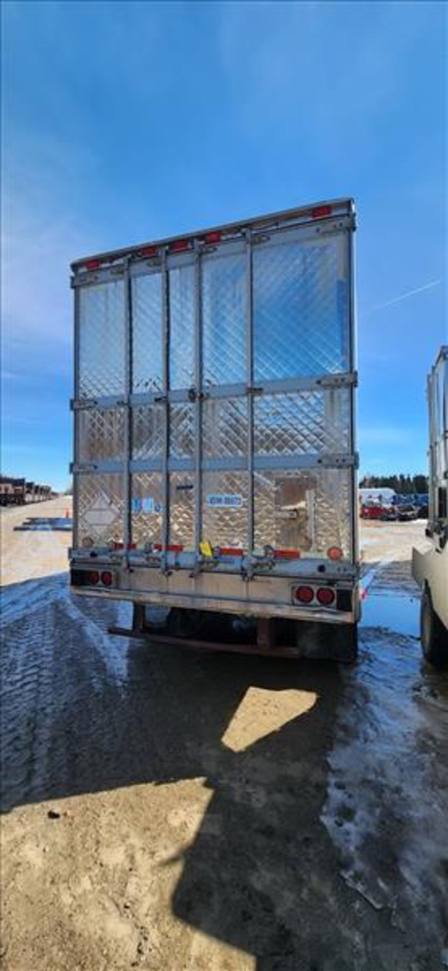 Utility hwy trailer, mod. 2000RX, VIN 1UYVS2486RM084506, 53 ft., T/A, aluminum deck, barn-doors ( - Image 3 of 5