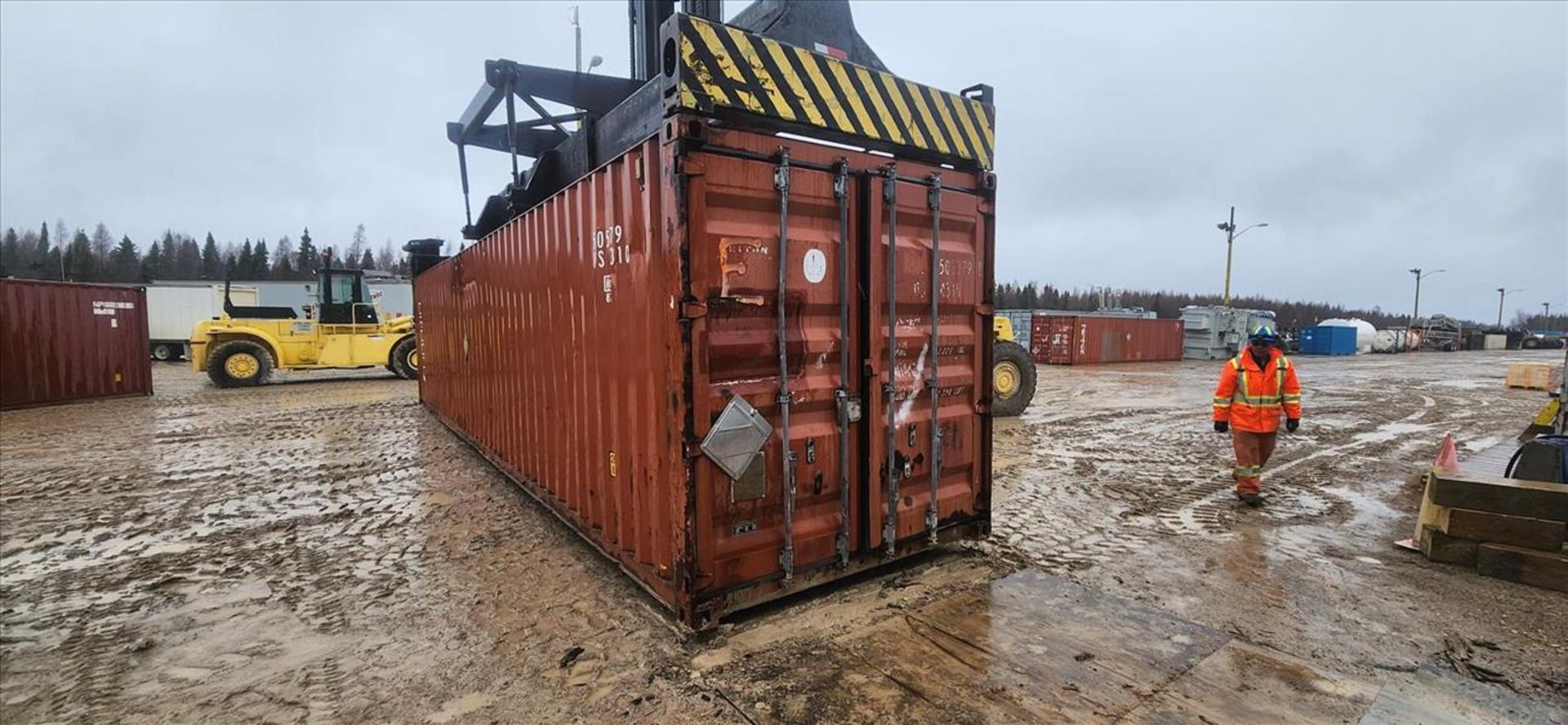 sea container, 40 ft. (delayed removal date applies) (Asset Location: Hallnor Yard) {Day 1} [TAG
