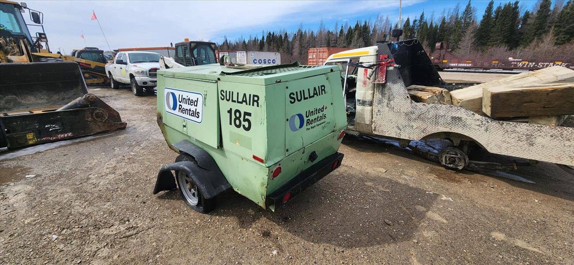 Sullair air compressor, mod. 185 DPQJD, ser. no. 004-134214, towable, JohnDeere diesel eng., approx. - Image 2 of 6