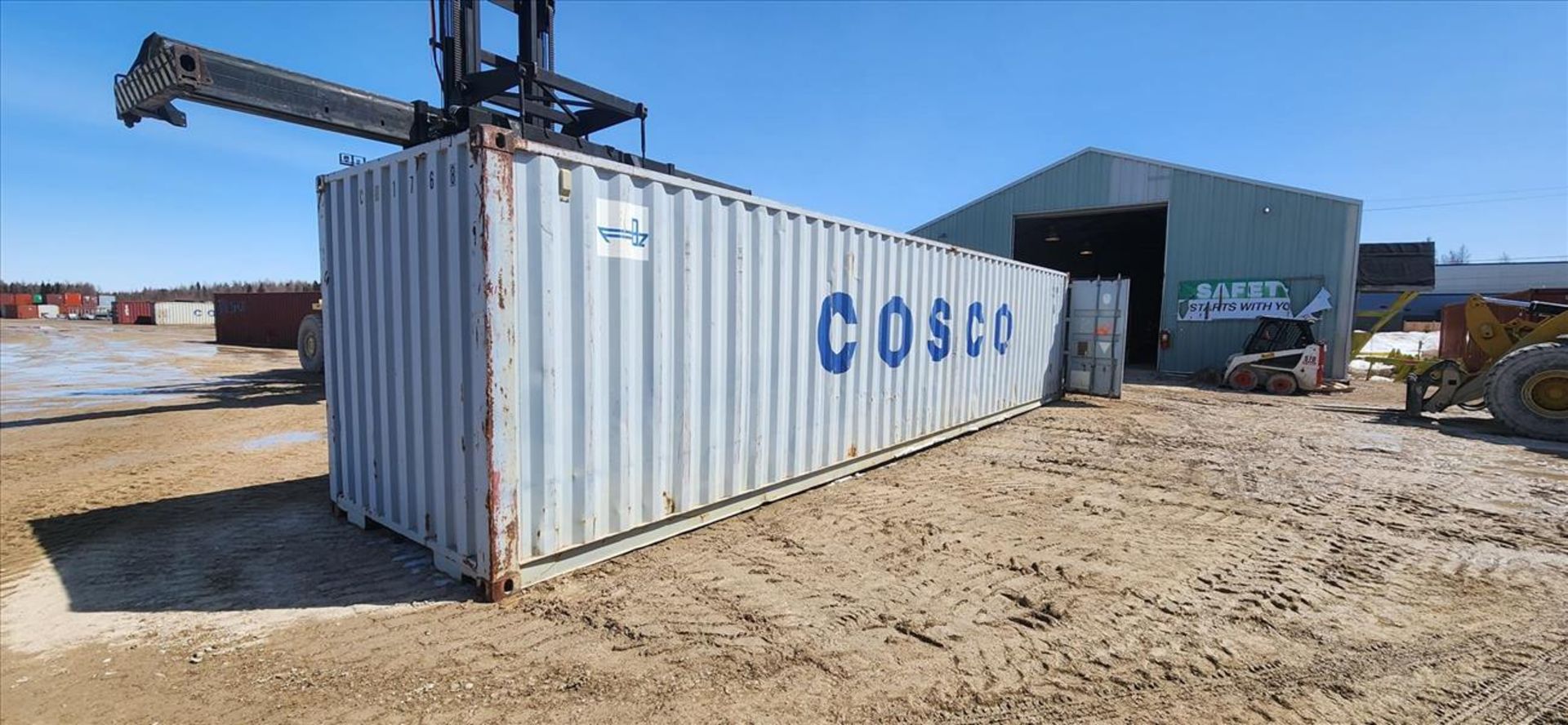 sea container, 40 ft. c/w contents: poly mesh rolls (Asset Location: Hallnor Yard) {Day 1} [TAG 1409 - Image 4 of 4