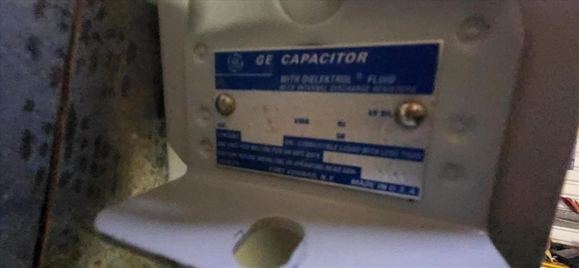 (6) GE capacitors w/ liquid Dieletrol VII (Asset Location: Hallnor Yard) {Day 1} [TAG 1481 / LOC - Image 2 of 3