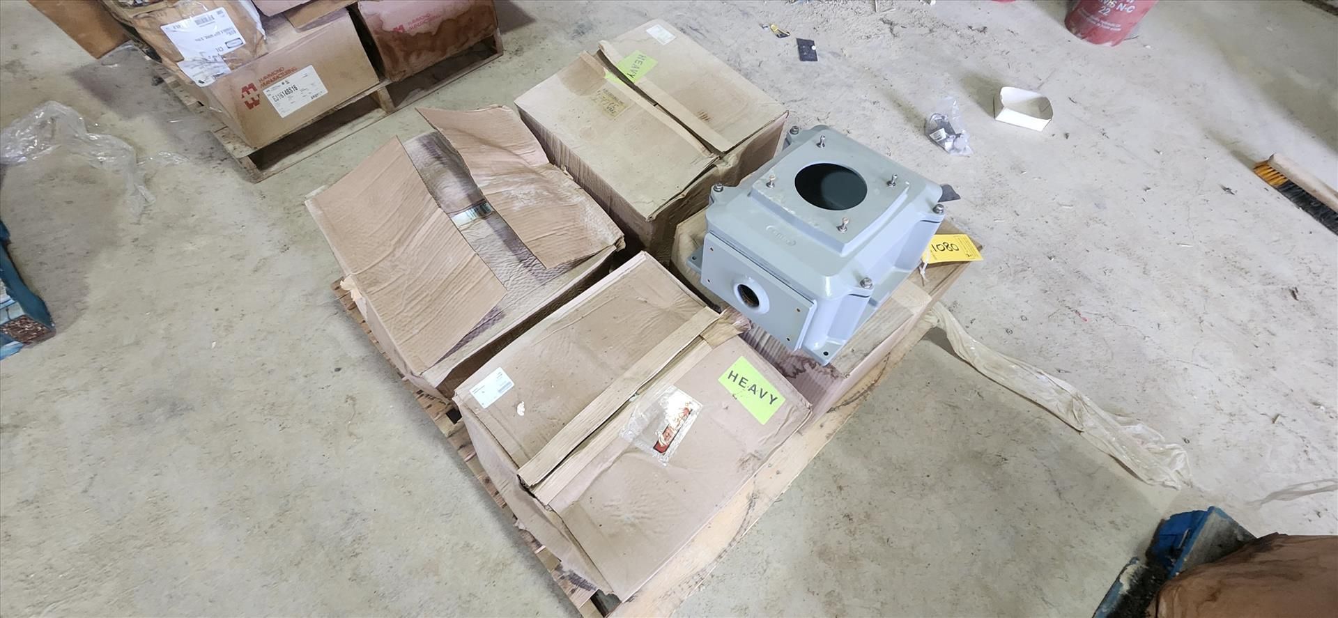 (5) NEW junction boxes, mod. MB40DR-25 {Day 2} [TAG 1080 / LOC 106556-0] - Image 2 of 2