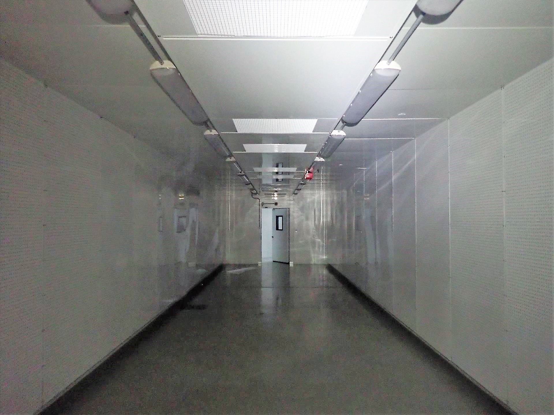 Conviron drying room, 50 ft. x 12 ft., ducting, perforated wall panels w/ Argus control panel, - Image 4 of 5