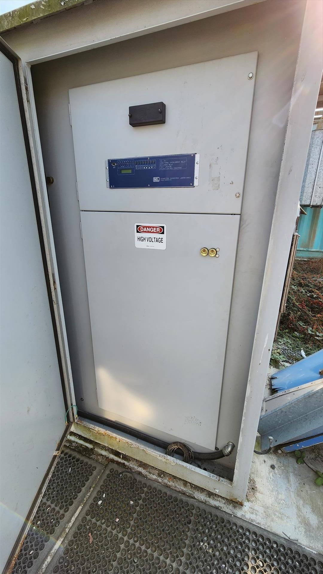 Distribution Substations (25 KVA High voltage cabinet with 1 MW transformer steeped down to lower - Image 13 of 25