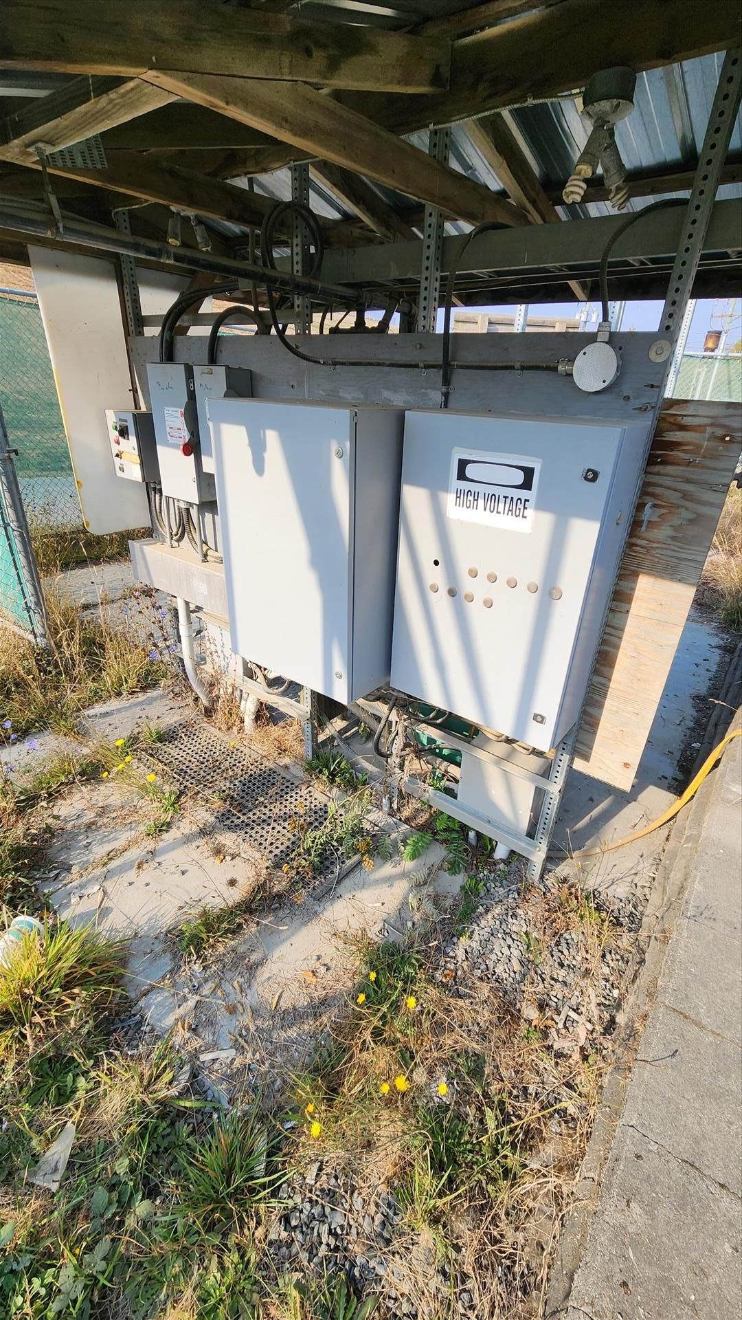 Distribution Substations (25 KVA High voltage cabinet with 1 MW transformer steeped down to lower - Image 5 of 25