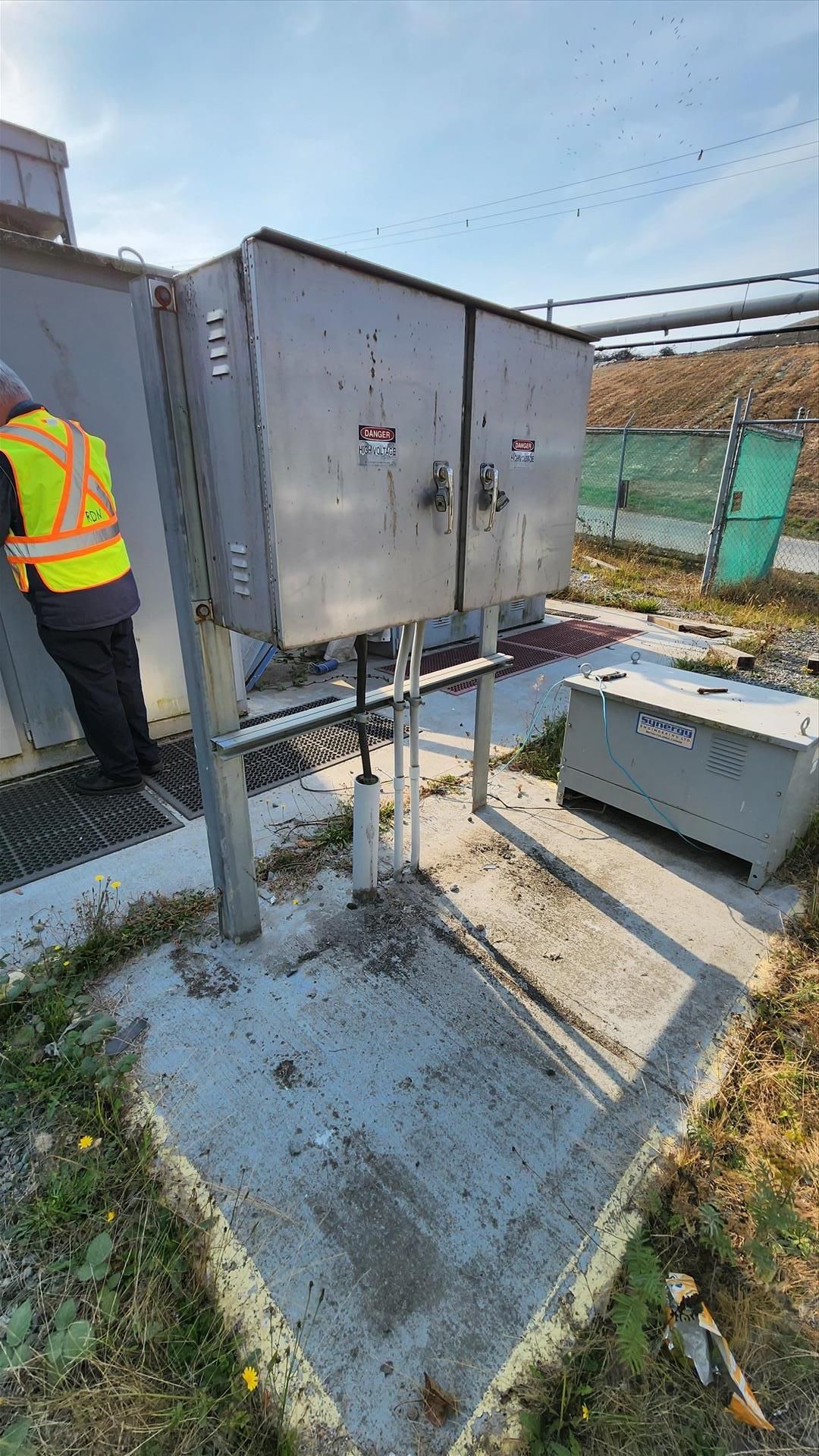 Distribution Substations (25 KVA High voltage cabinet with 1 MW transformer steeped down to lower - Image 15 of 25
