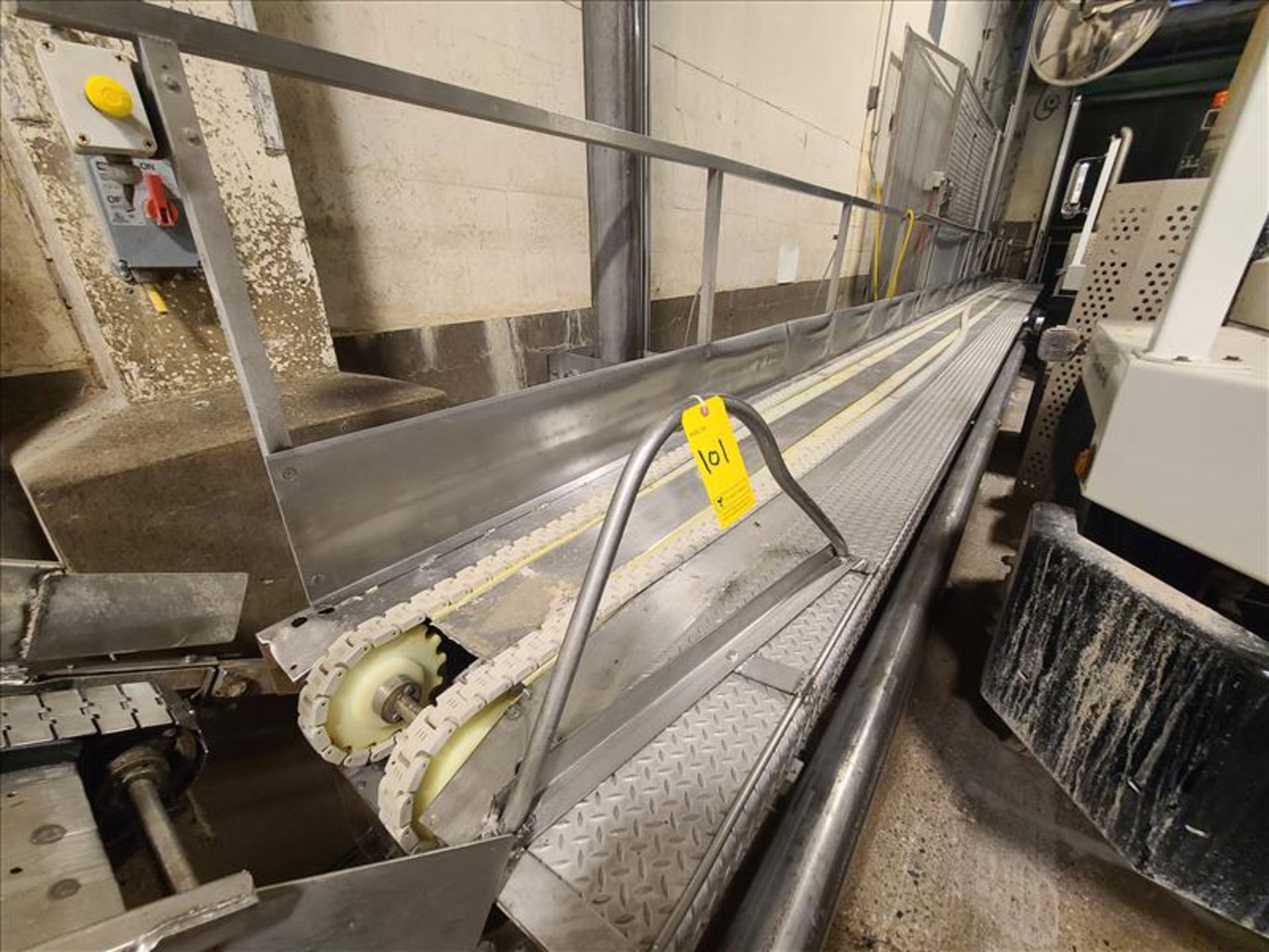 belt conveyor, stainless steel, pwr, wash-down motor, approx. 24 in. x 50 ft. [Loc. Live Receiving]